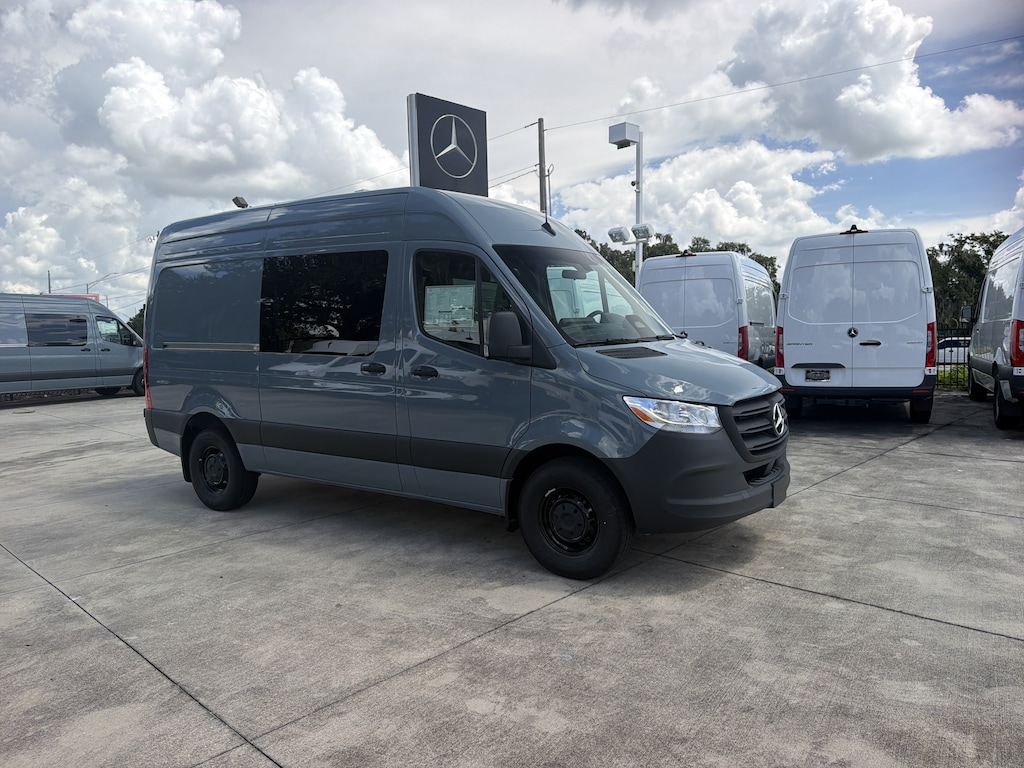 New 2026 Mercedes-Benz Sprinter 2500 Standard Roof 4-Cyl Diesel