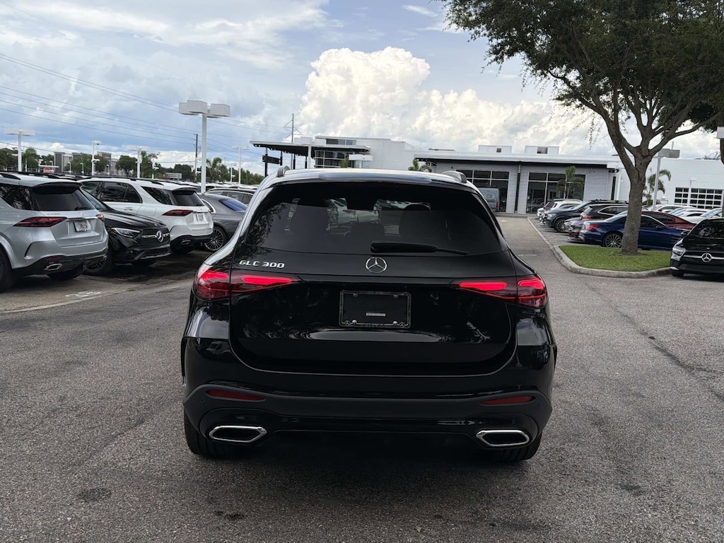 New 2026 Mercedes-Benz GLC 300 SUV