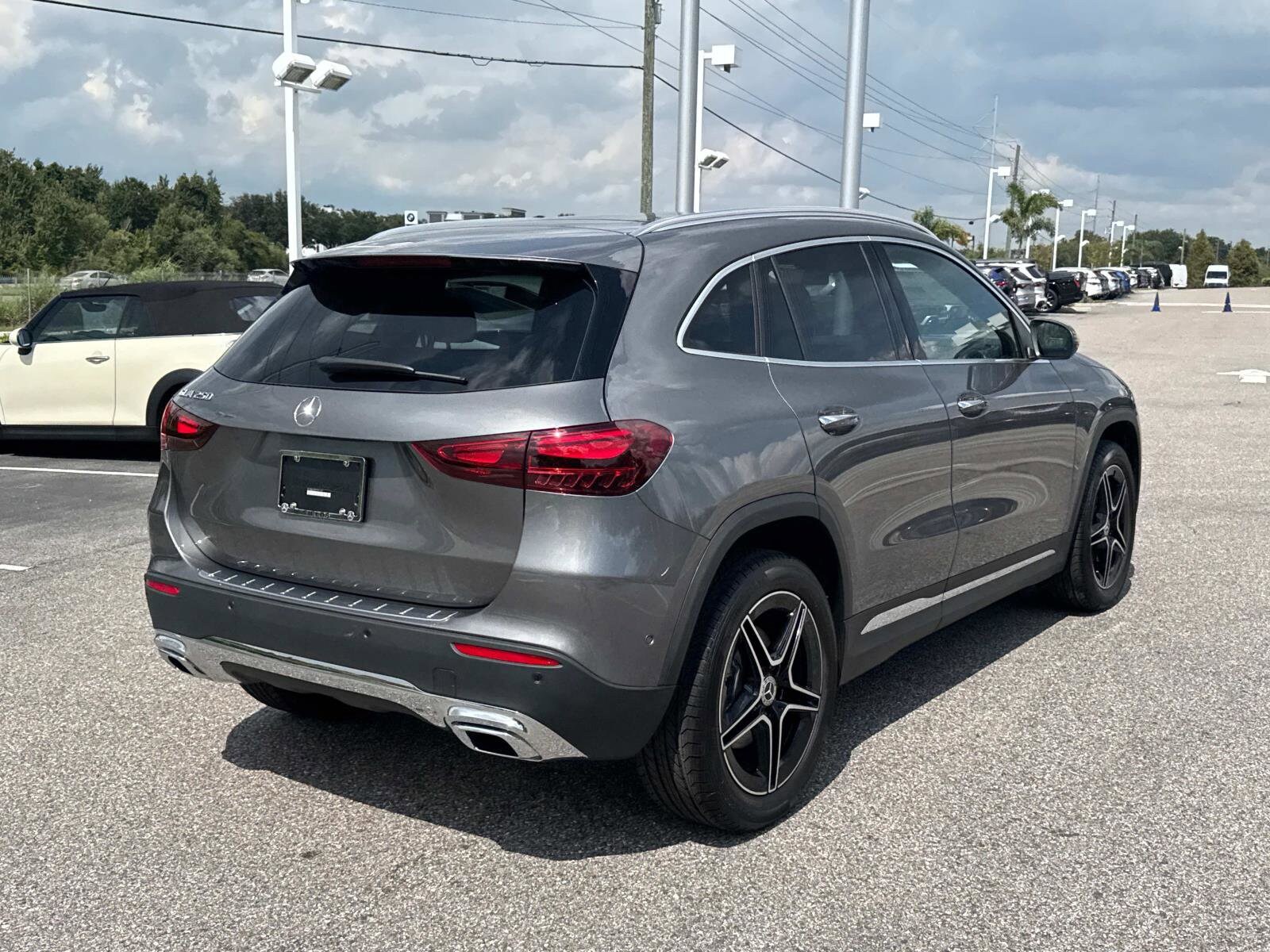 2026 Mercedes Benz GLA 250 photo 3