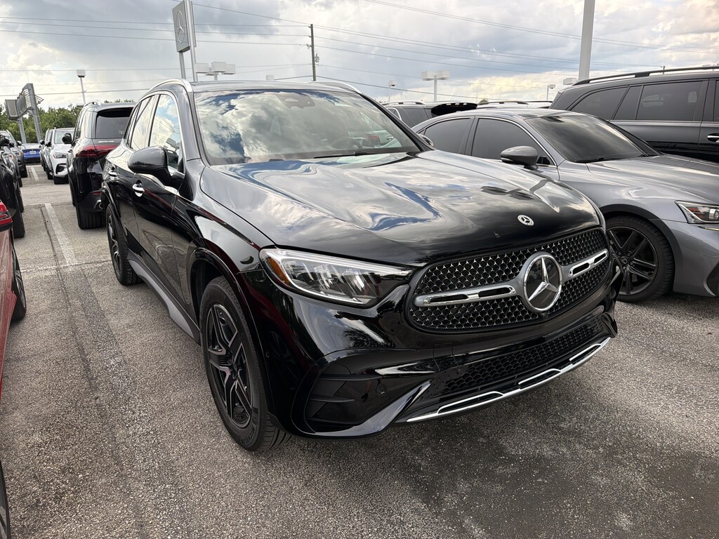 New 2026 Mercedes-Benz GLC 300 SUV