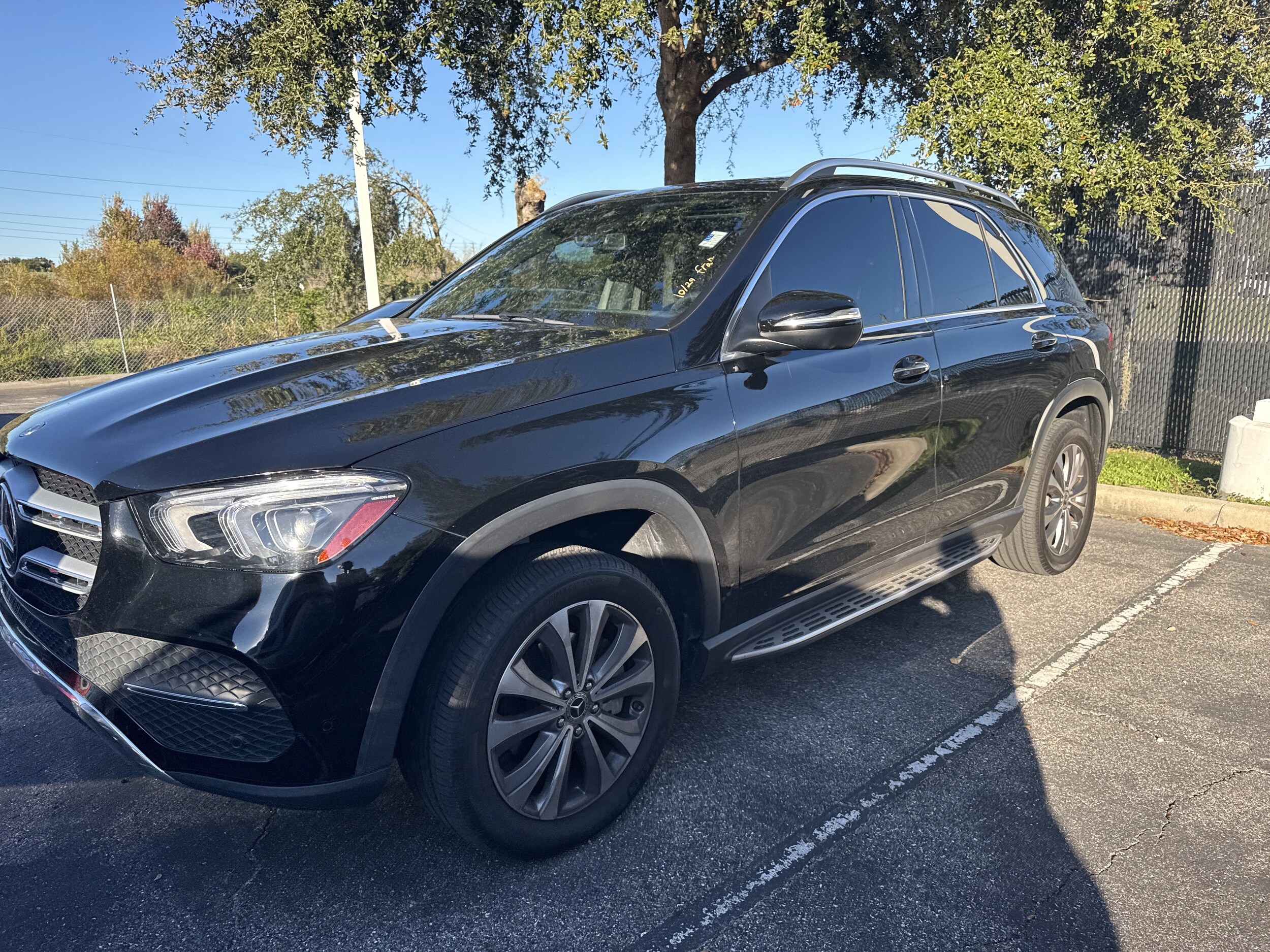 2022 Mercedes Benz GLE 350 photo 3