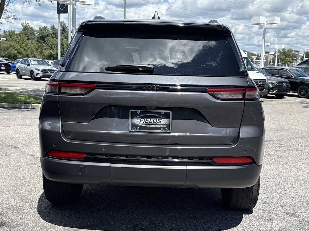 Used 2024 Jeep Grand Cherokee Altitude X Altitude X 4x2