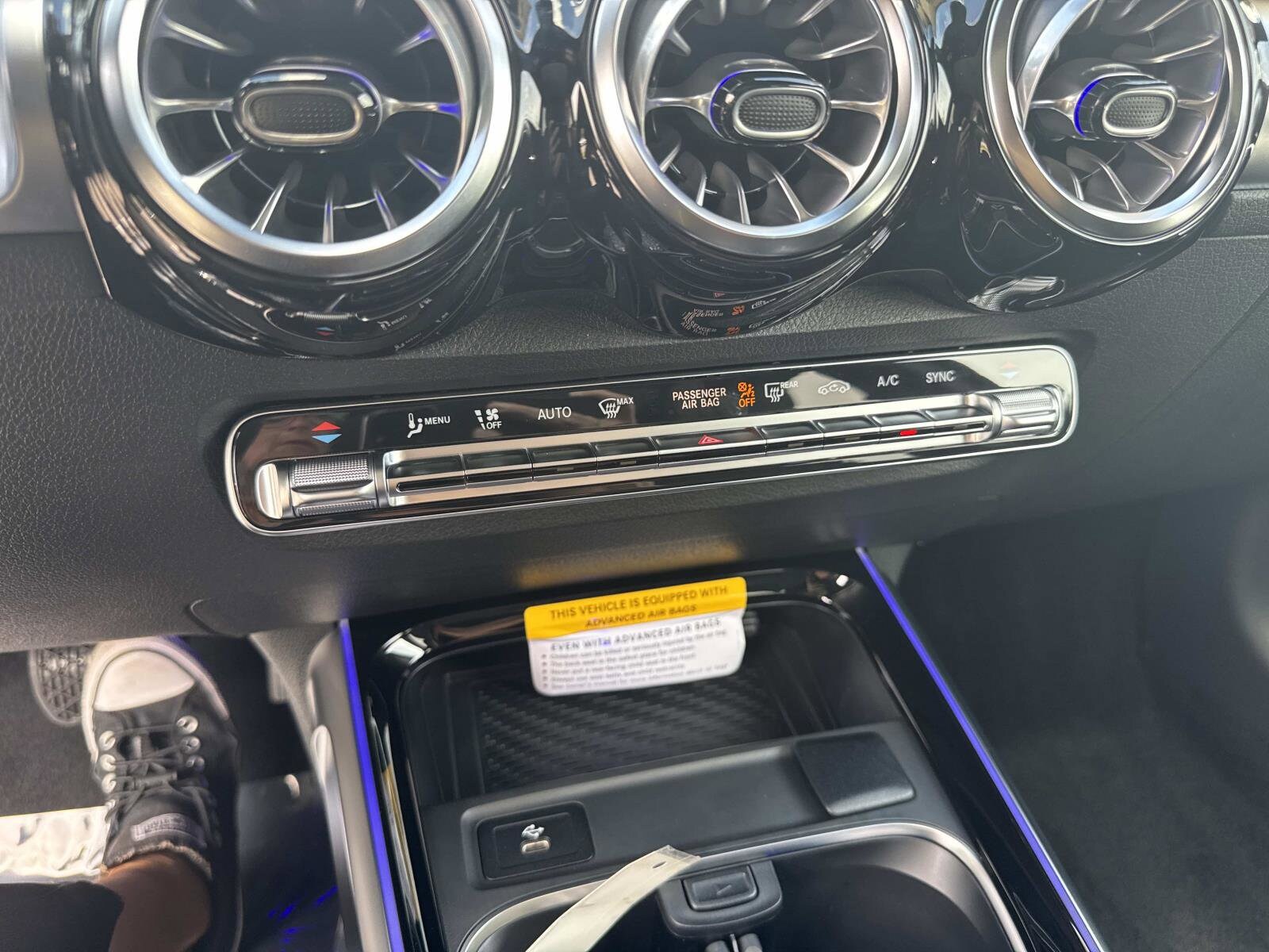 2026 Mercedes-Benz GLB GLB 250 - Photo 22