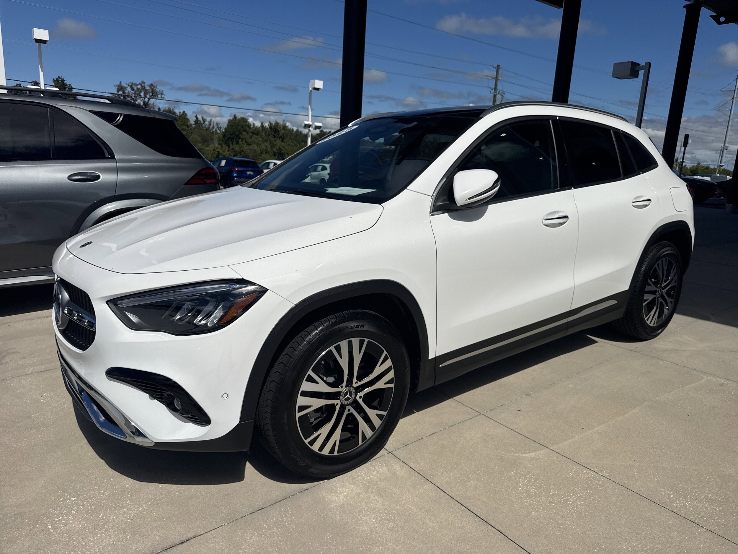 2025 Mercedes Benz GLA 250 photo 4