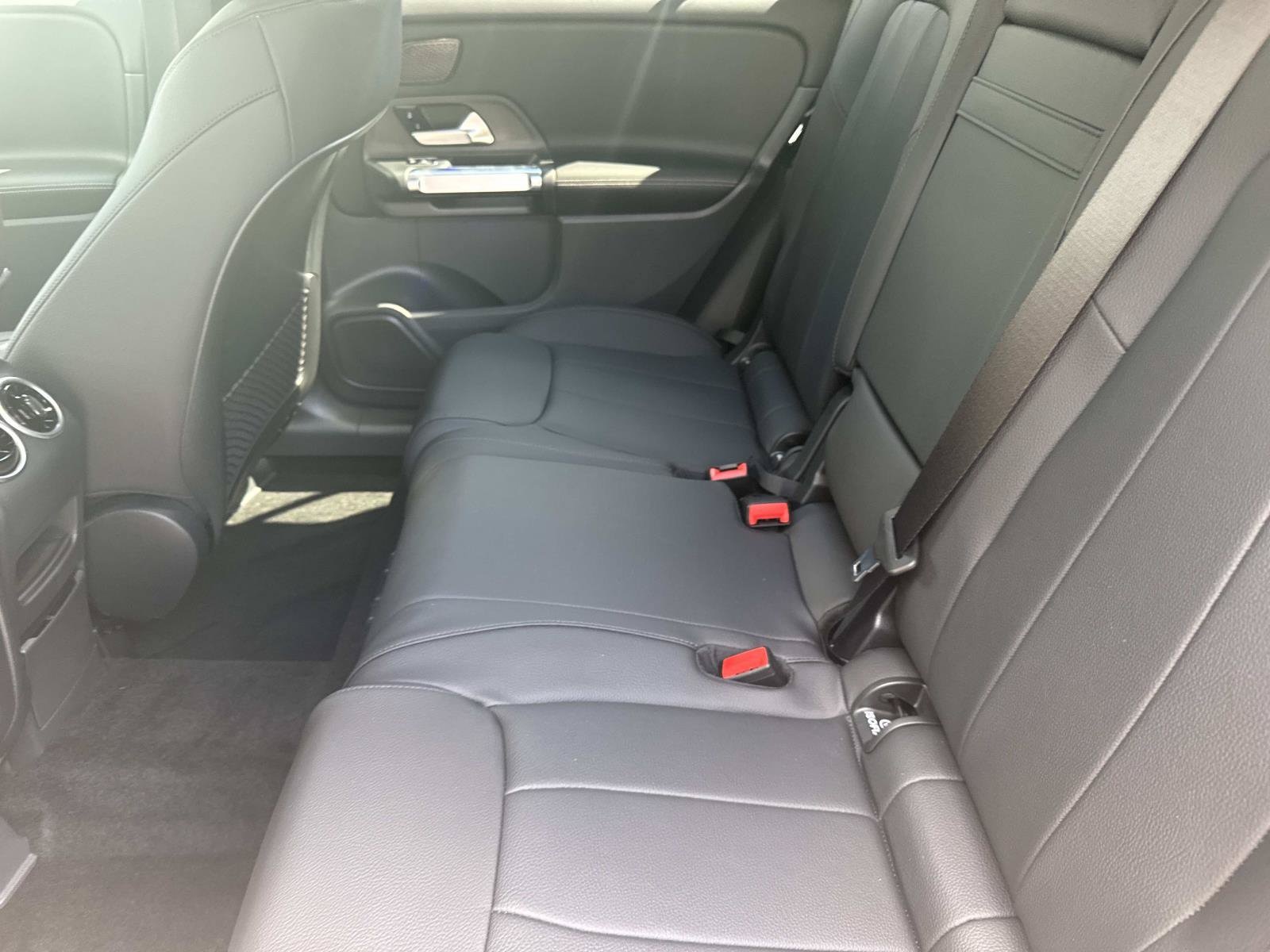 2026 Mercedes-Benz GLB GLB 250 - Photo 12