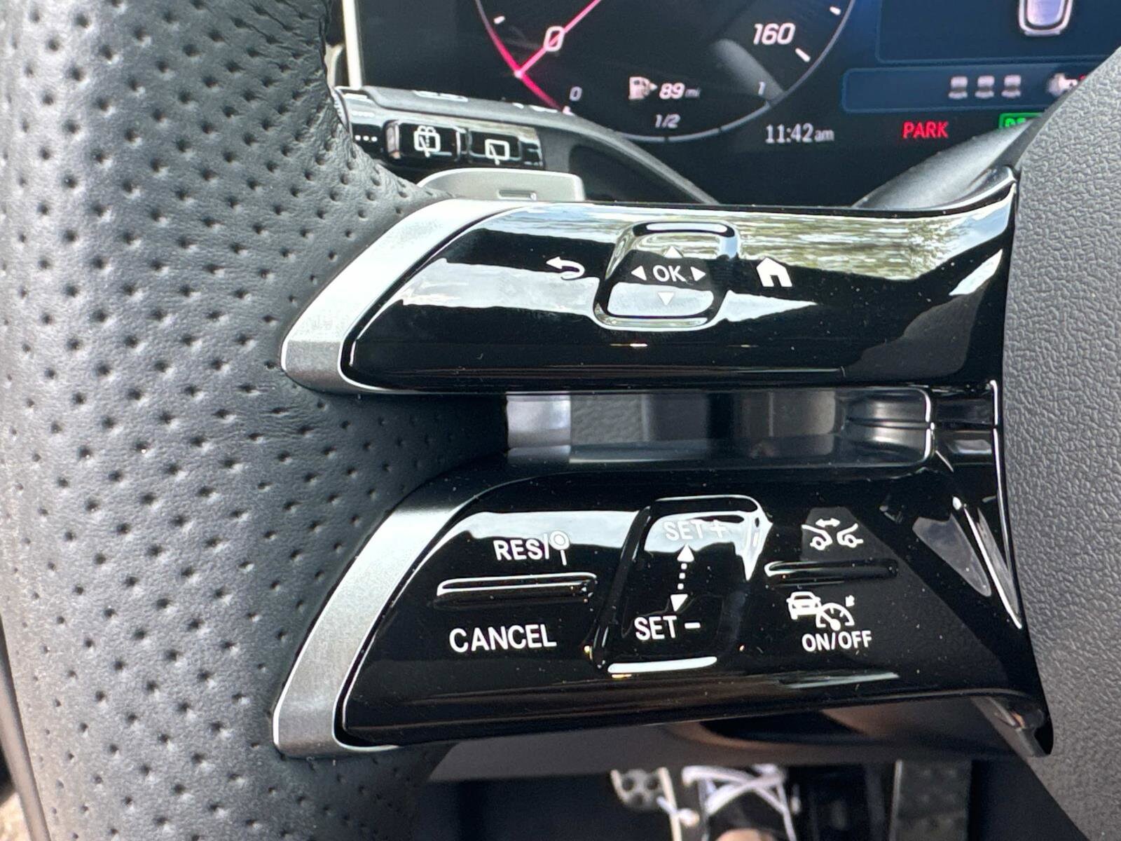 2025 Mercedes-Benz GLC Base - Photo 28