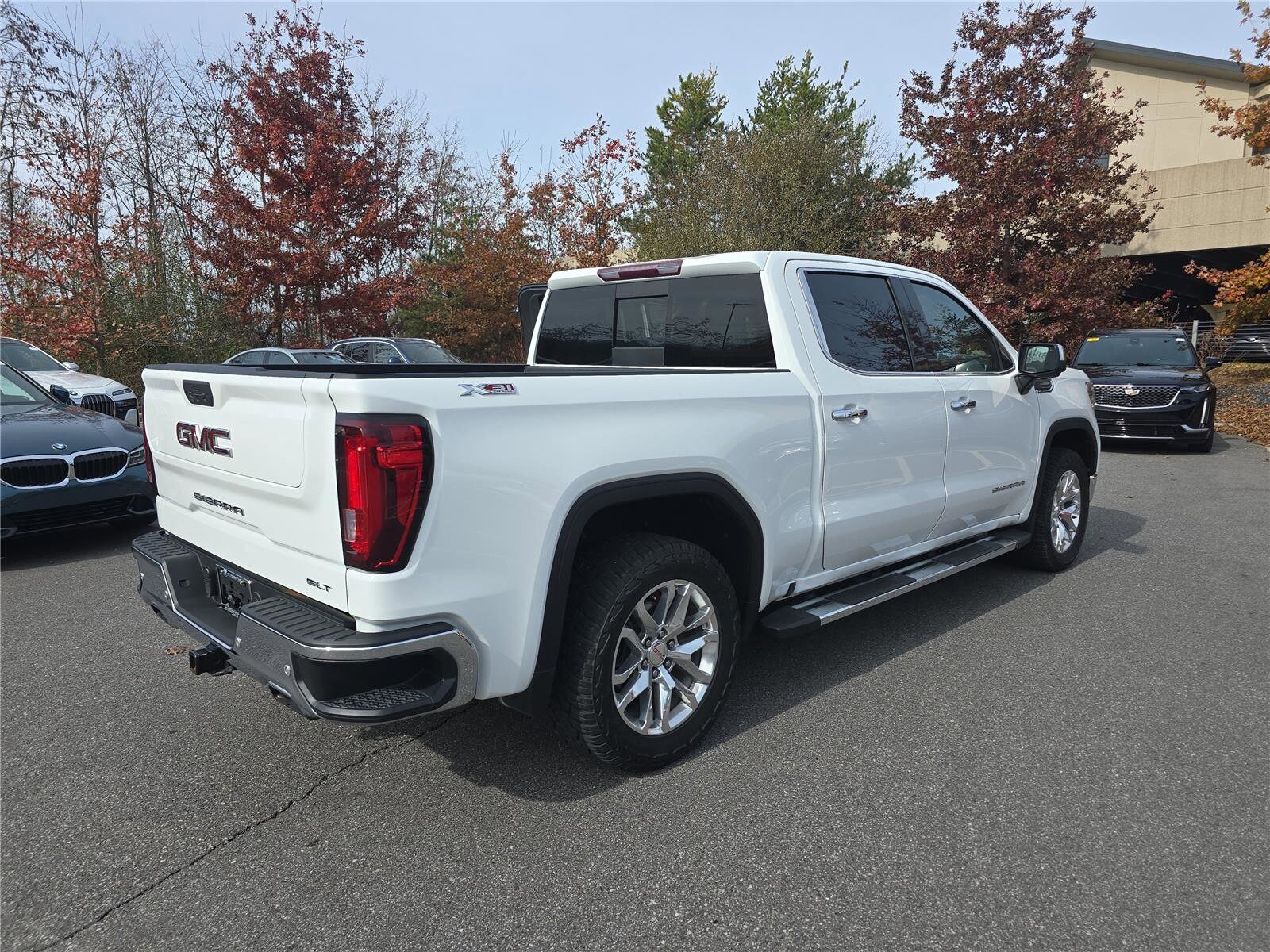 2021 Gmc Sierra 1500 SLT photo 2