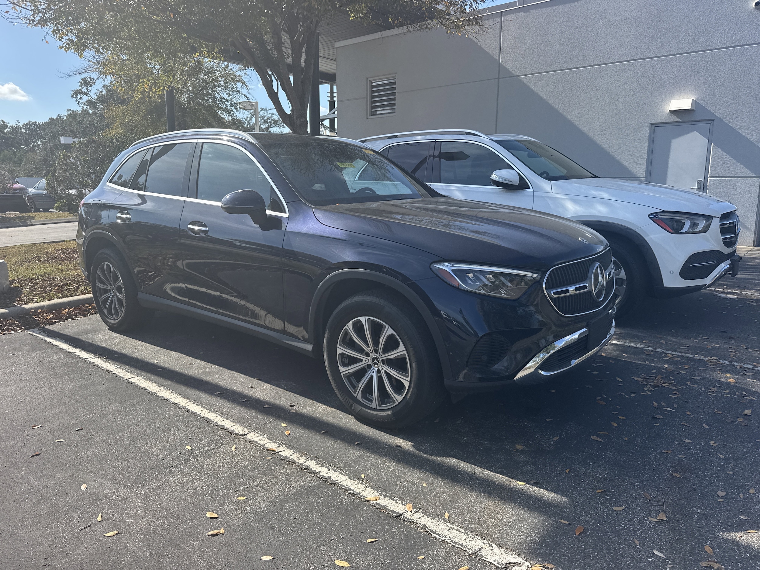 2023 Mercedes-Benz GLC GLC300's photo