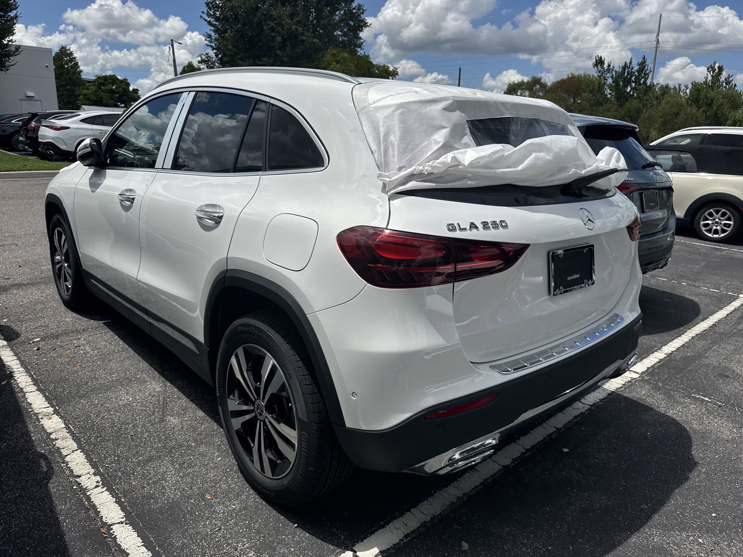 2026 Mercedes Benz GLA 250 photo 2