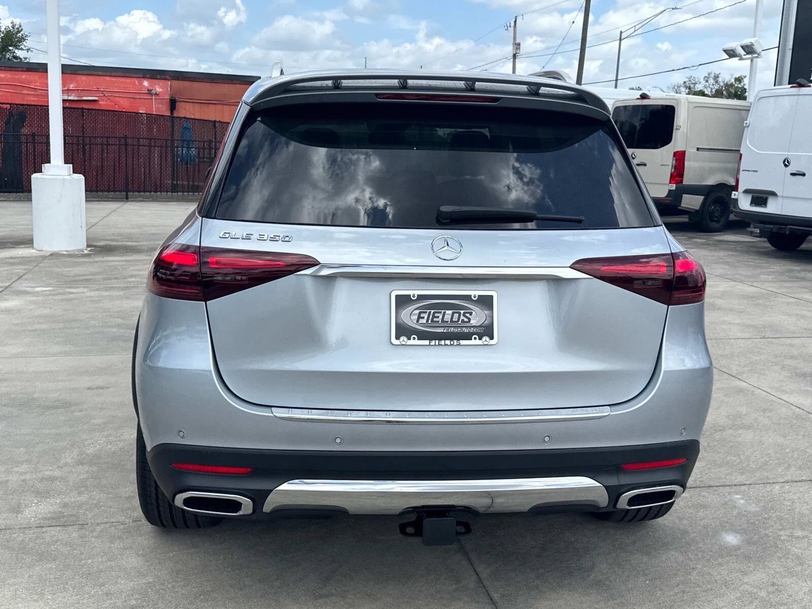 2025 Mercedes Benz GLE 350 4MATIC photo 4