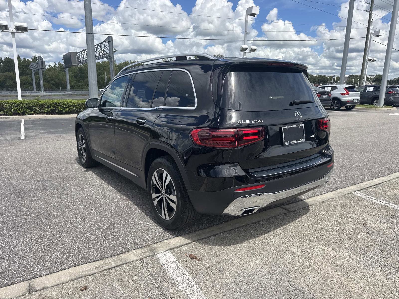 2026 Mercedes-Benz GLB GLB 250 - Photo 5