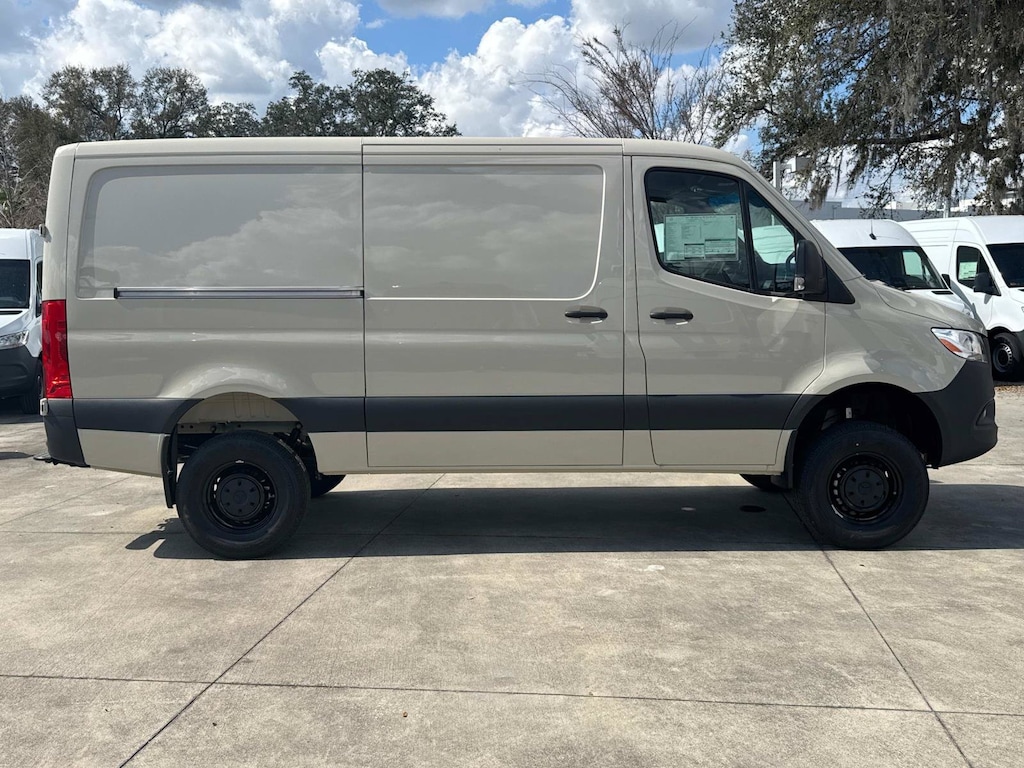New 2025 Mercedes-Benz Sprinter 2500 Standard Roof 4-Cyl Diesel HO Van Cargo Van