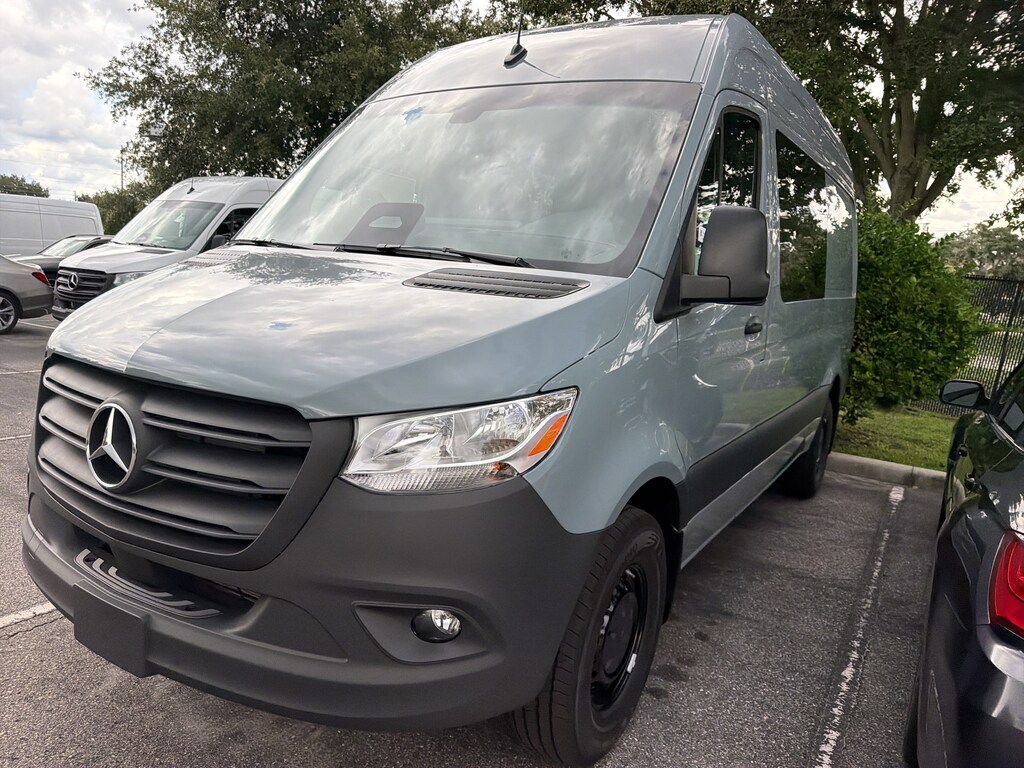 New 2026 Mercedes-Benz Sprinter 2500 Standard Roof 4-Cyl Diesel
