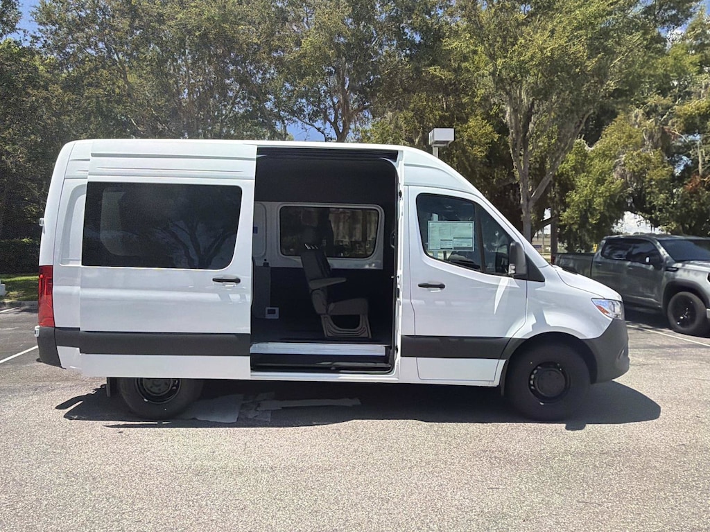 New 2026 Mercedes-Benz Sprinter 2500 Standard Roof 4-Cyl Diesel
