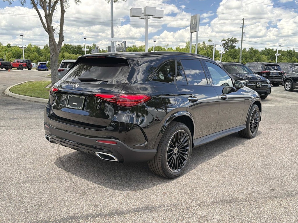 New 2026 Mercedes-Benz GLC 300 SUV