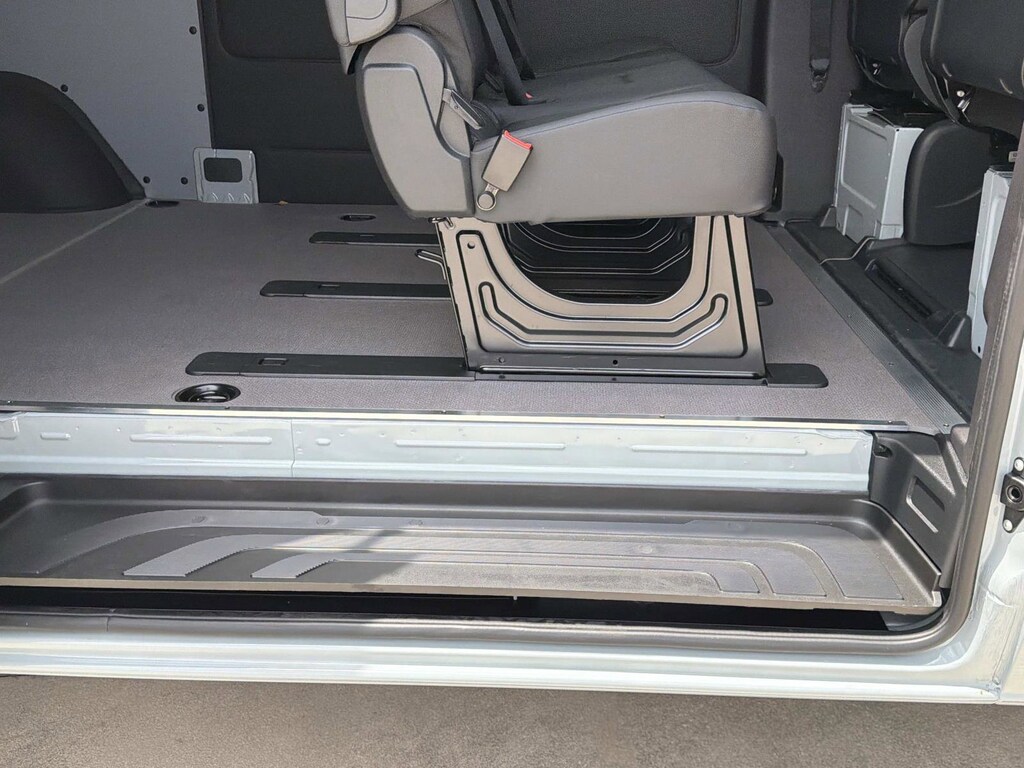 New 2026 Mercedes-Benz Sprinter 2500 Standard Roof 4-Cyl Diesel