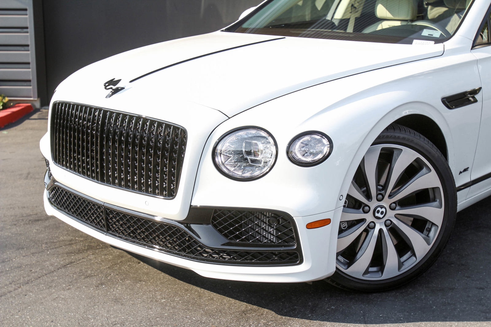 Used 2021 Bentley Flying Spur Base with VIN SCBBB6ZG8MC084758 for sale in Bellevue, WA