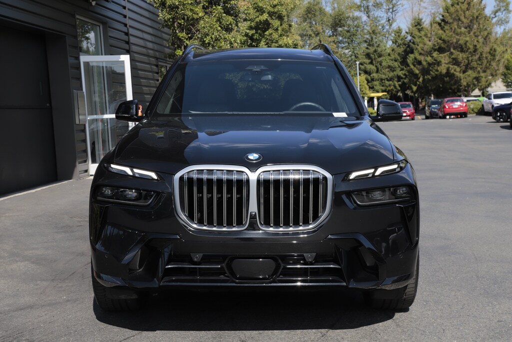 Used 2023 BMW X7 xDrive40i SUV