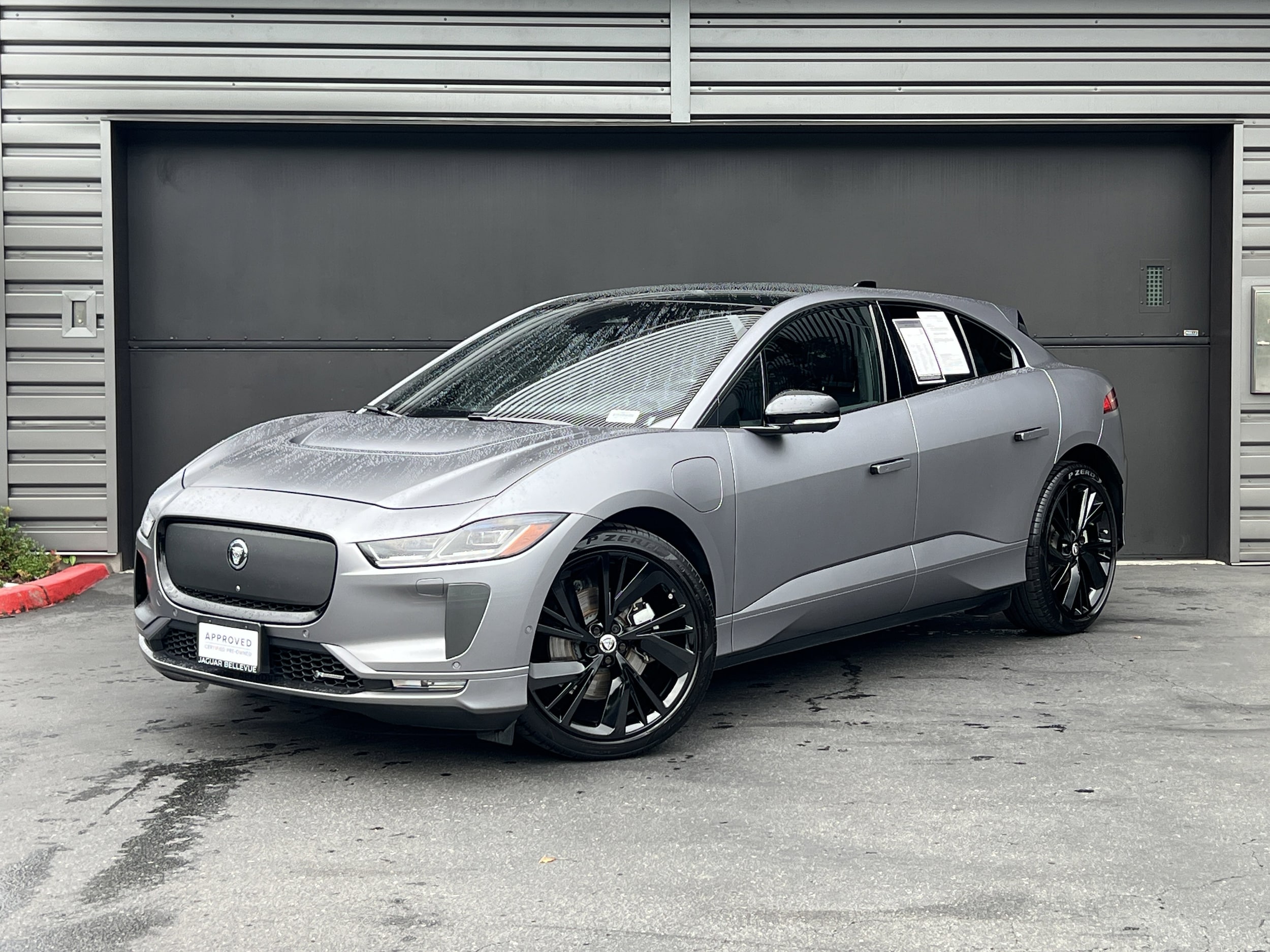 2024 Jaguar I-PACE R-Dynamic HSE