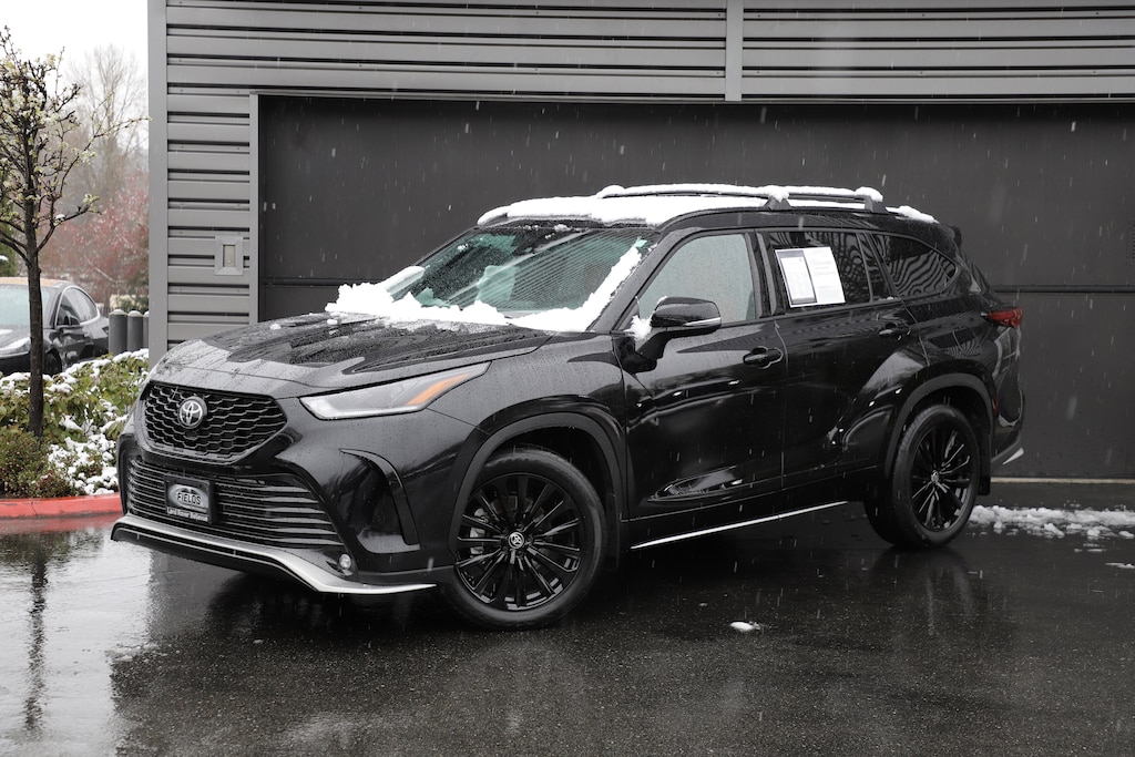 Used 2025 Toyota Highlander XSE SUV