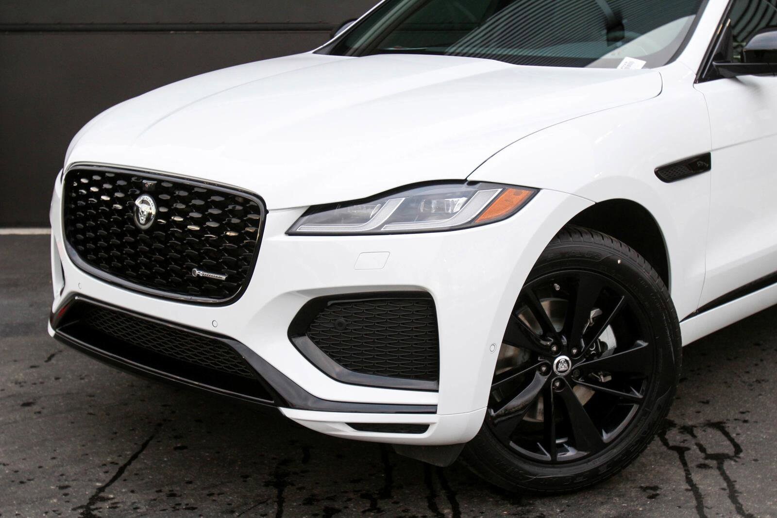 2024 Jaguar F-PACE P250 R-Dynamic S photo 2