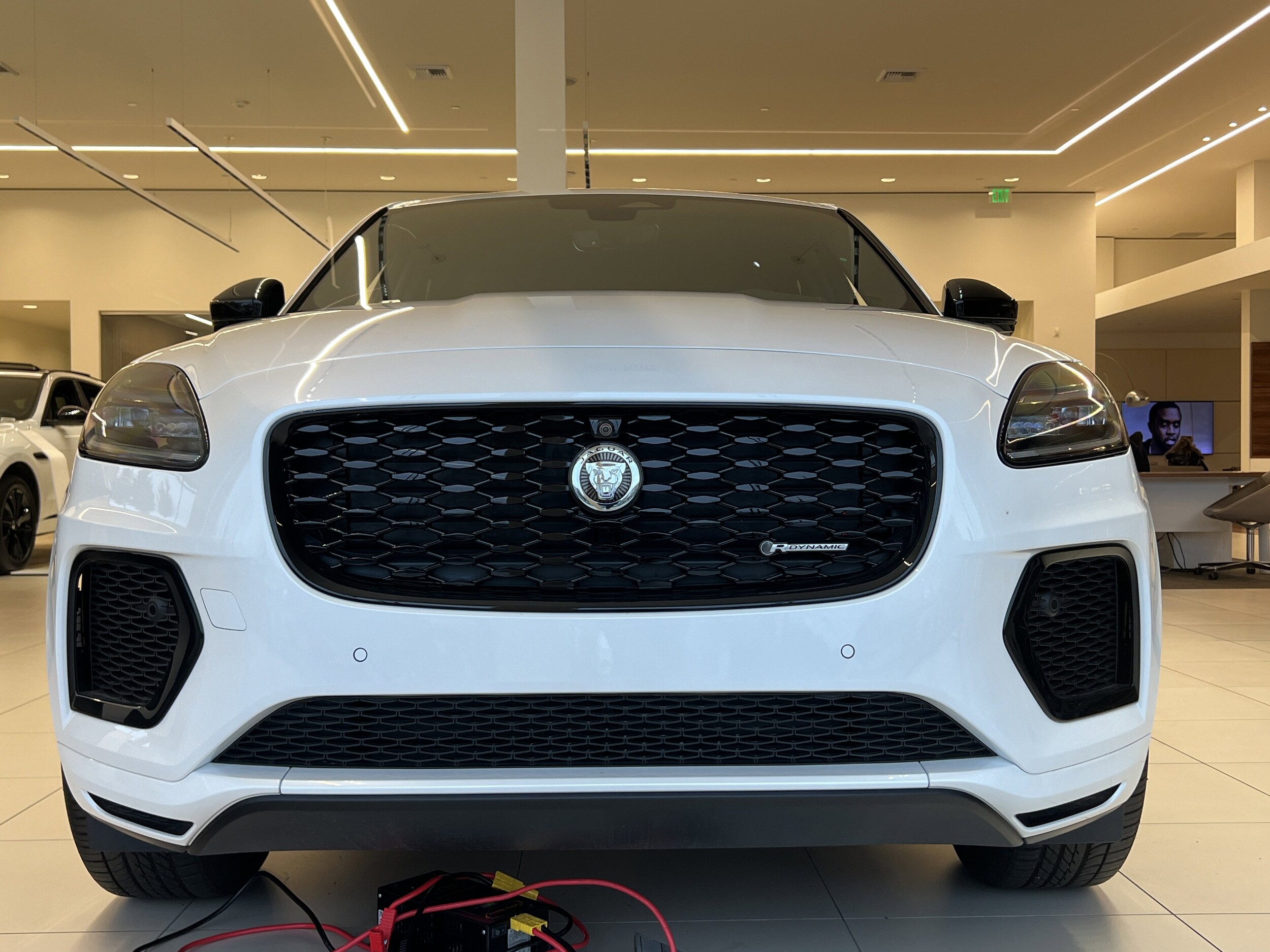 2024 Jaguar E-PACE R-Dynamic SE photo 3