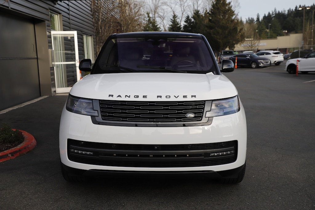 Used 2023 Land Rover Range Rover P400 SE SUV