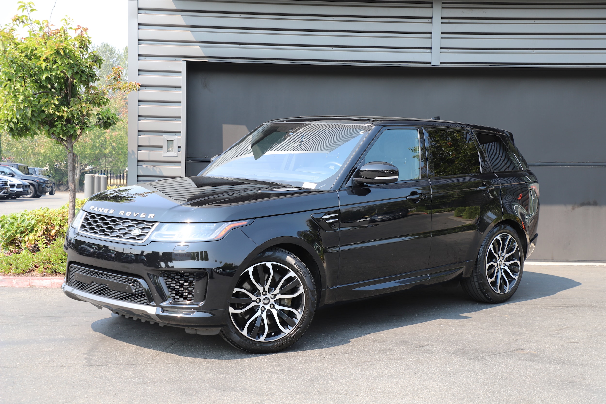 Used 2020 Land Rover Range Rover Sport HSE with VIN SALWR2RY2LA709427 for sale in Bellevue, WA
