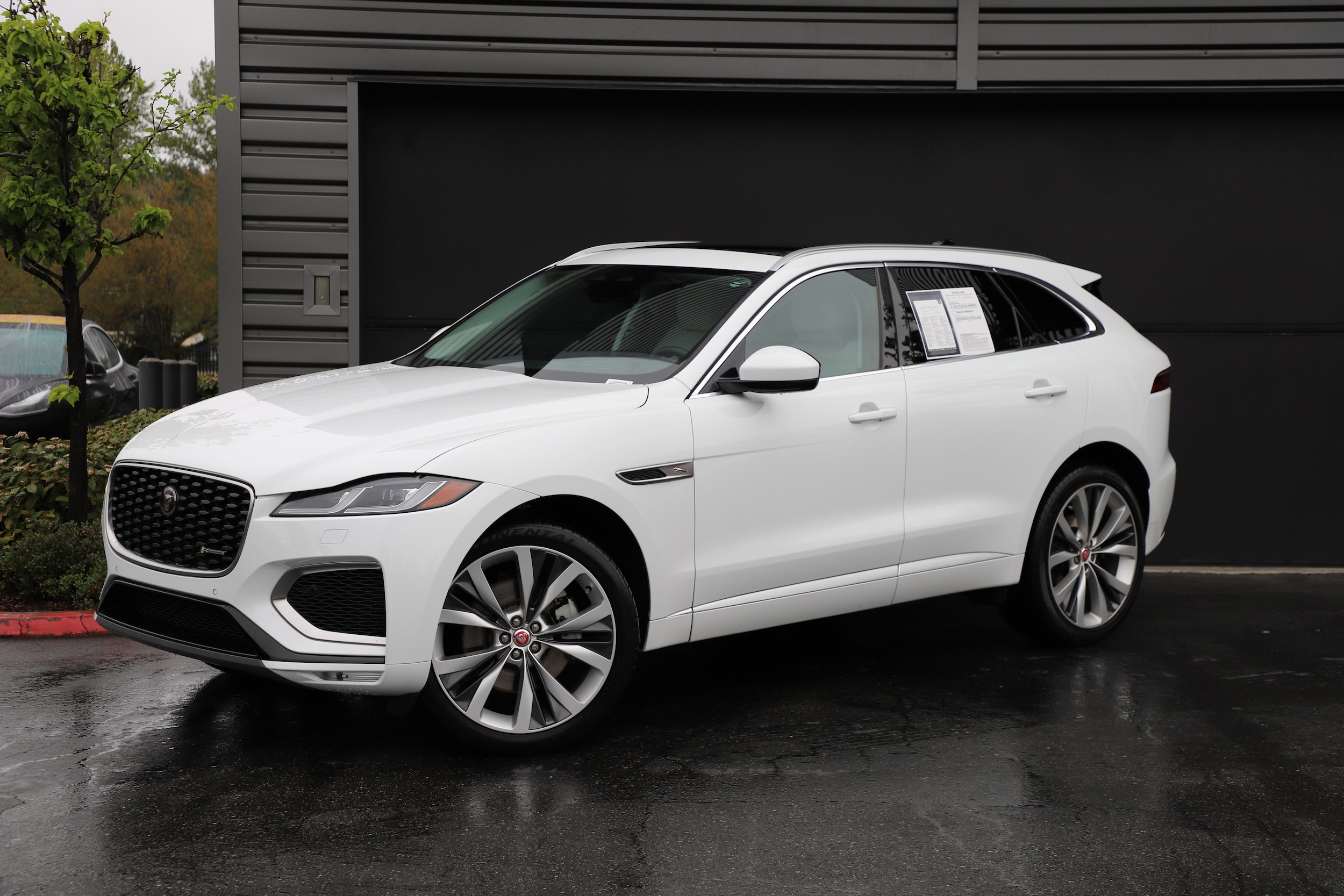 2023 Jaguar F-Pace R-Dynamic S