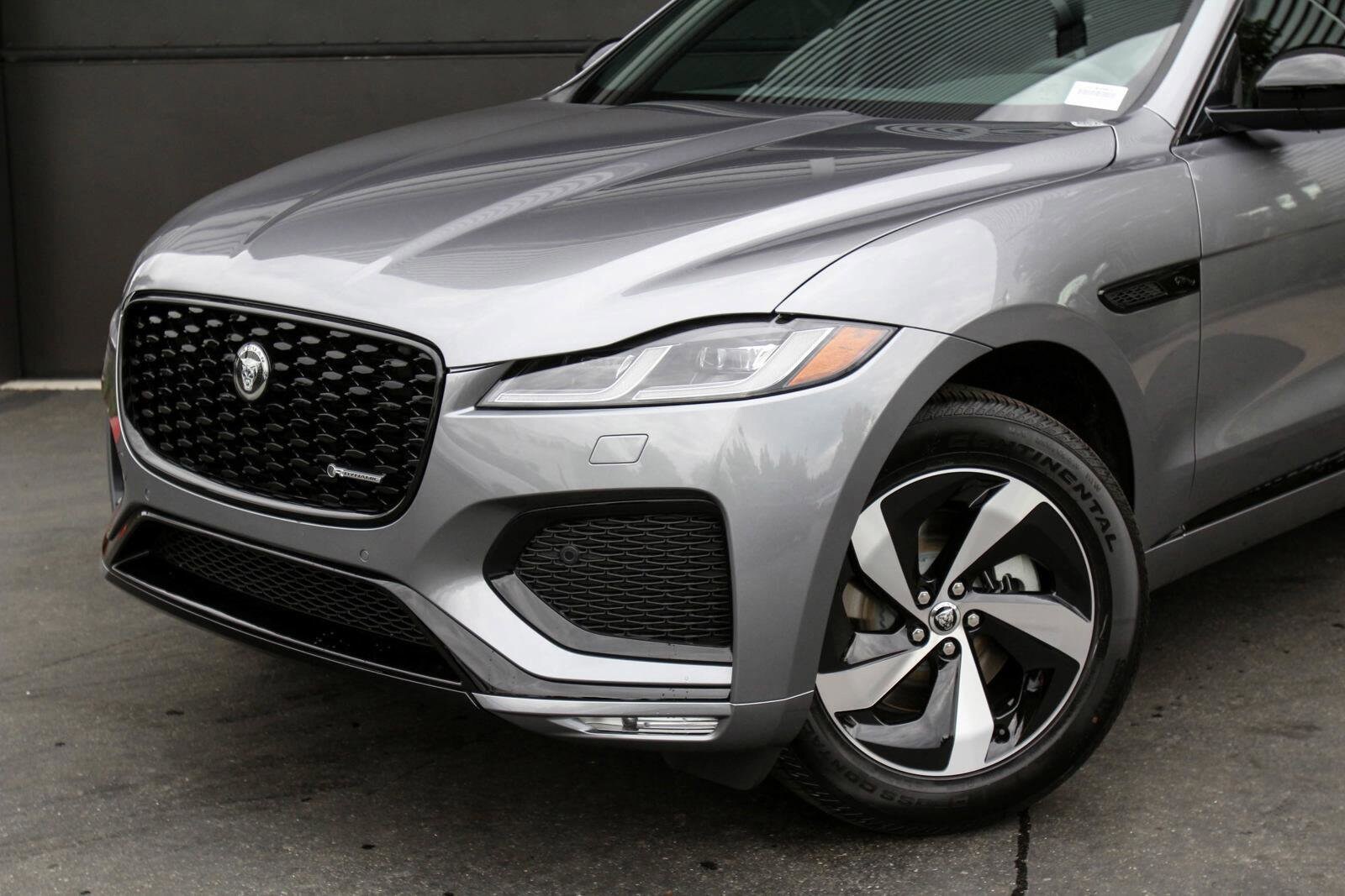 2025 Jaguar F-PACE P250 R-Dynamic S photo 2