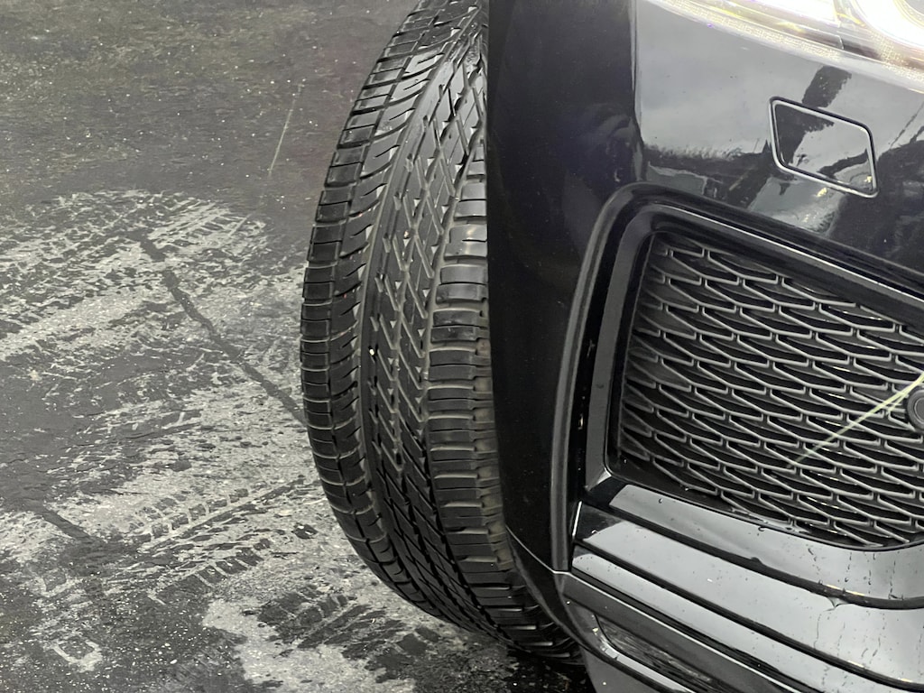 Certified 2025 Jaguar F-PACE P400 R-Dynamic S SUV