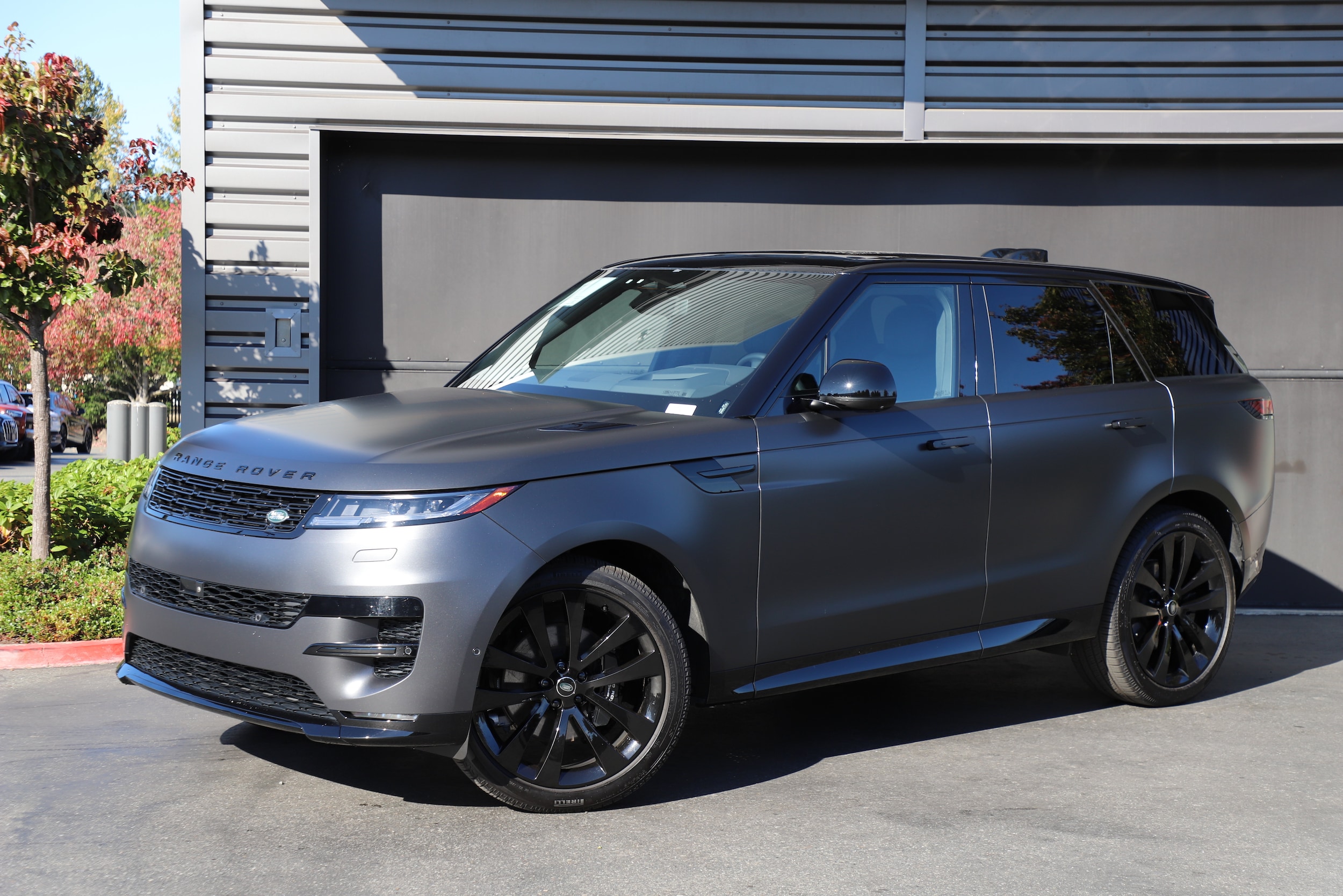 2025 Land Rover Range Rover Sport