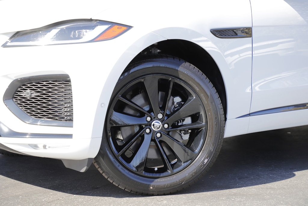 New 2026 Jaguar F-PACE P400 R-Dynamic S SUV