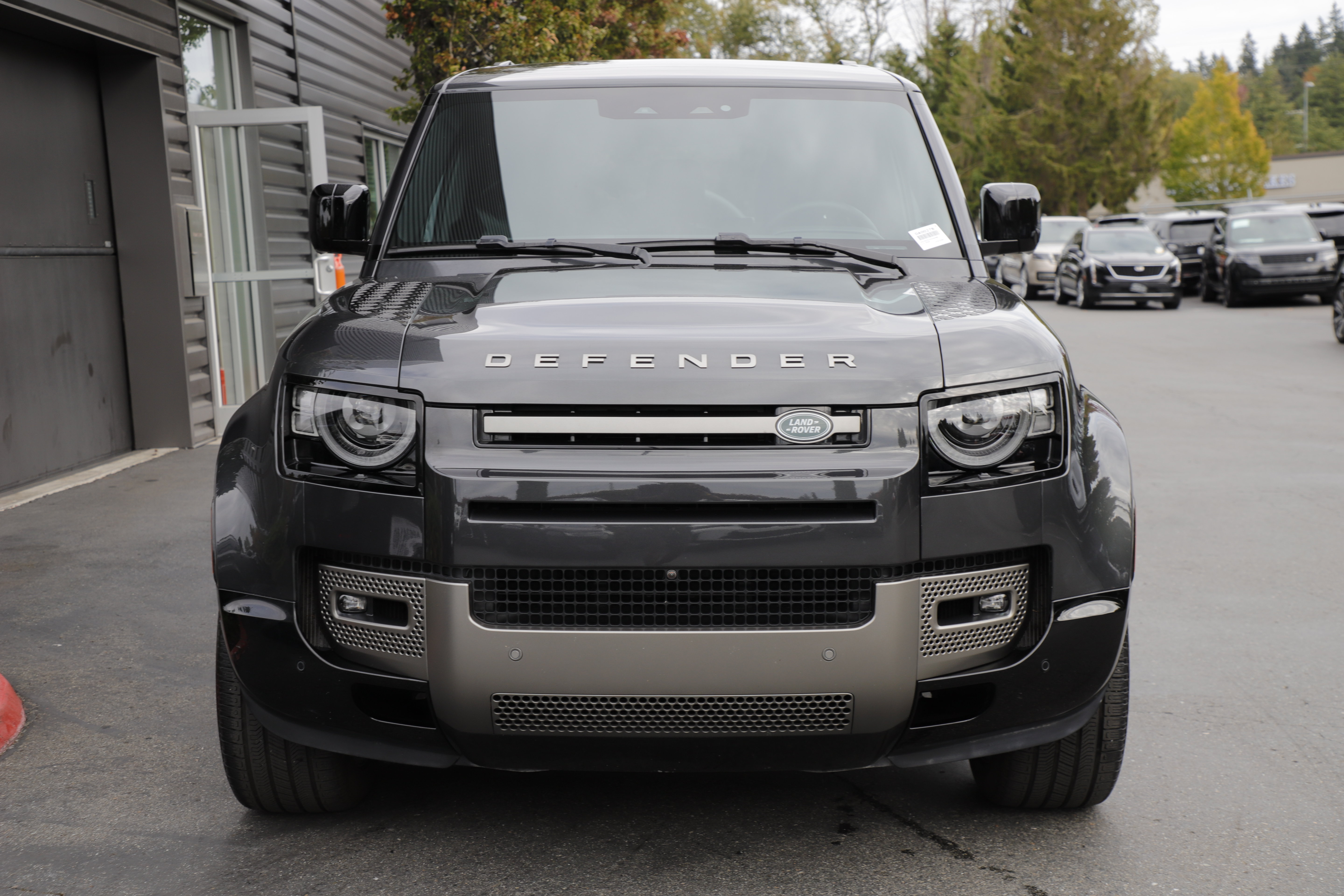 Used 2025 Land Rover Defender 130 X-Dynamic SE SUV