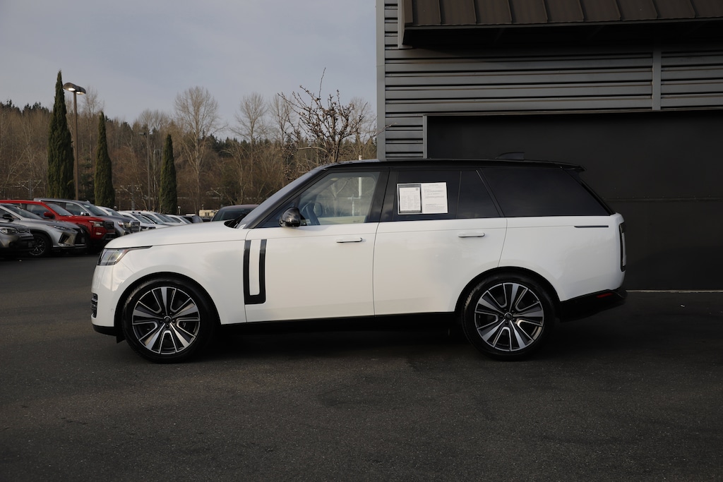 Used 2023 Land Rover Range Rover P400 SE SUV