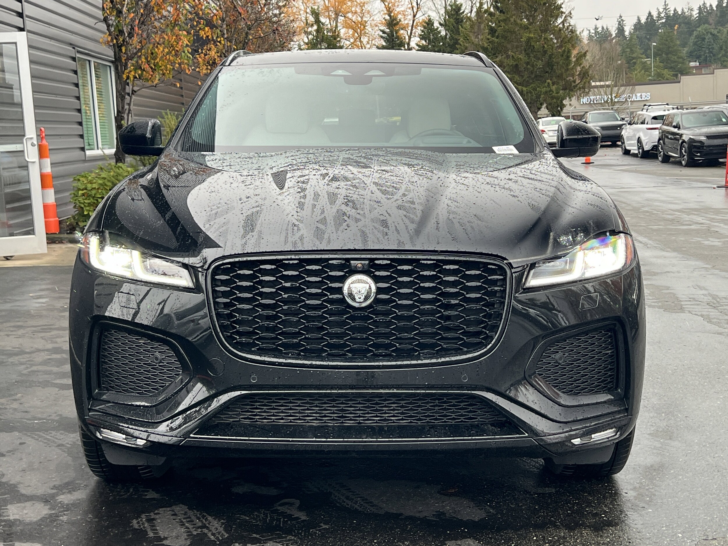 2026 Jaguar F-PACE P250 R-Dynamic S photo 4