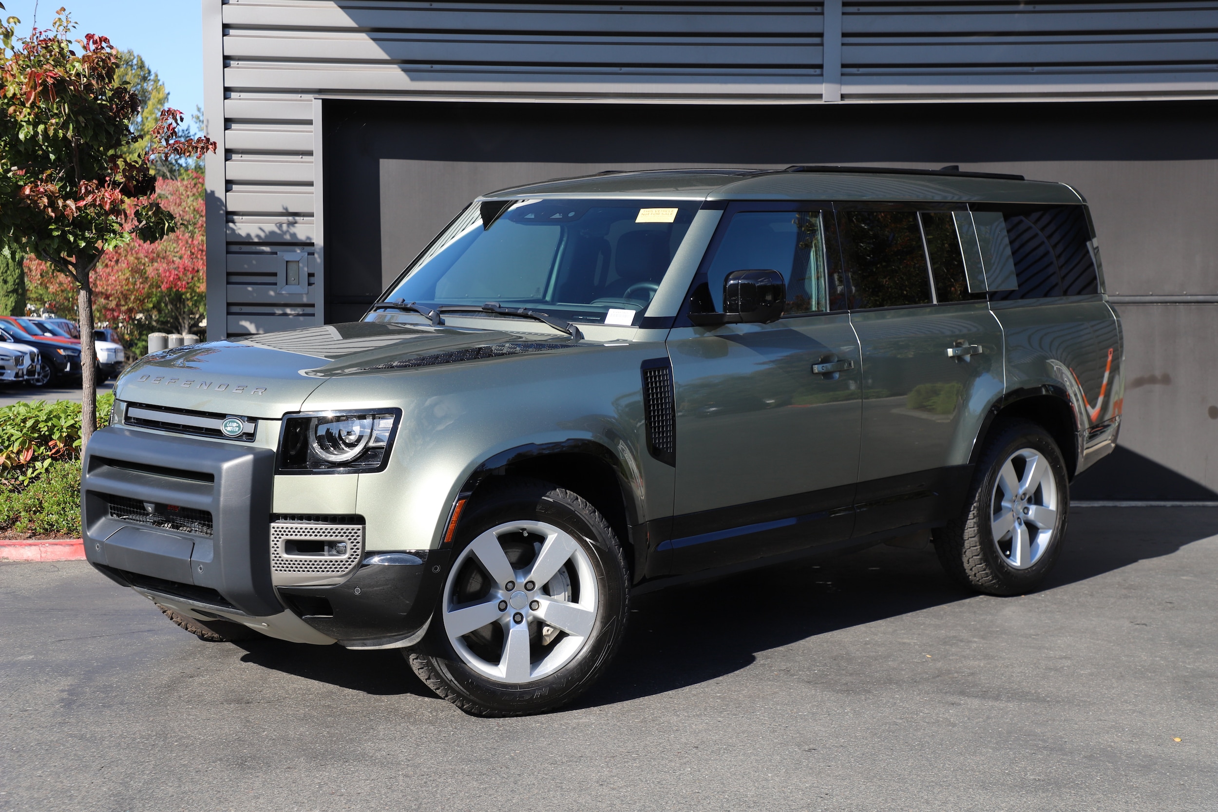 2025 Land Rover Defender