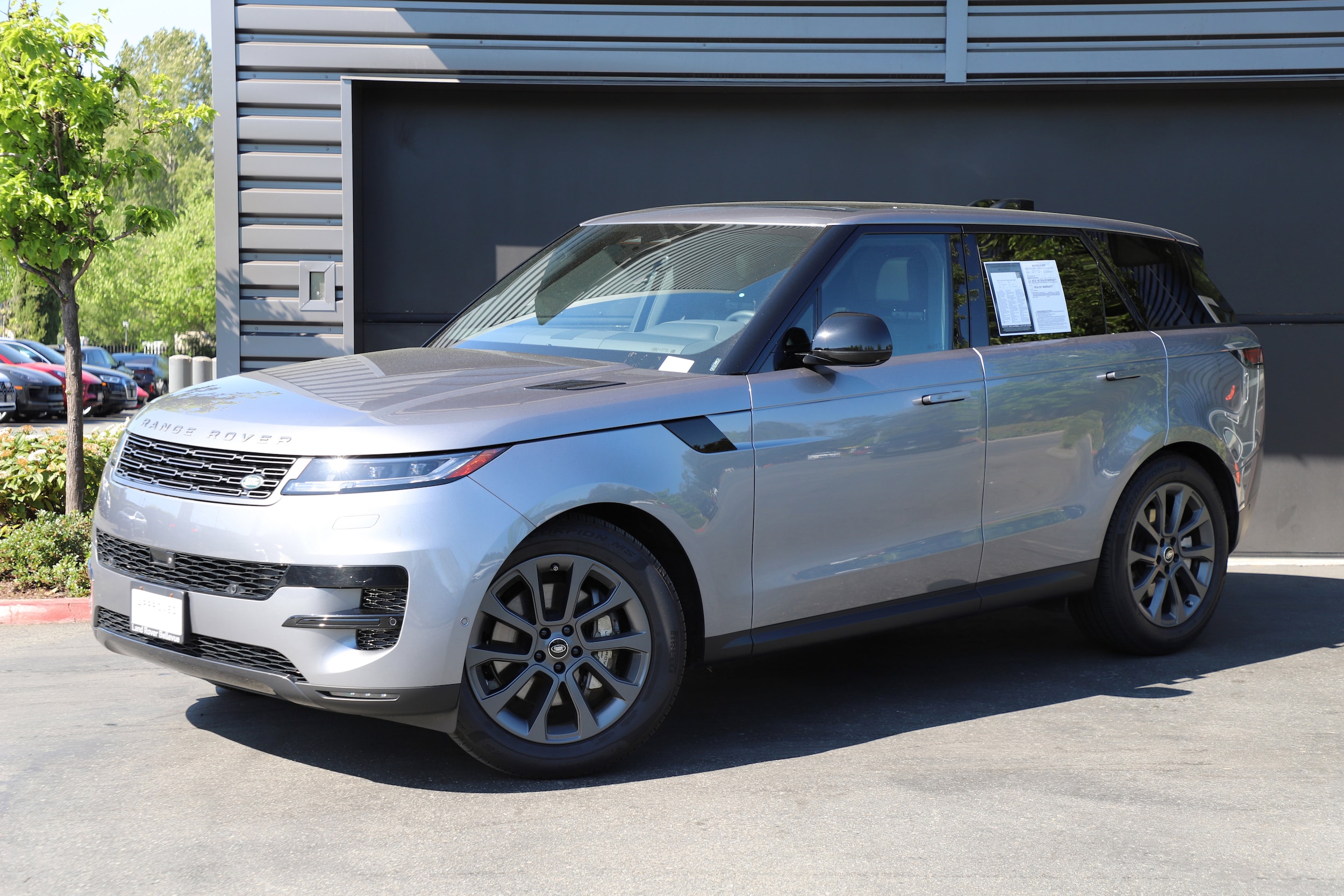 2025 Land Rover Range Rover Sport