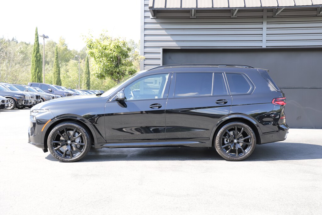 Used 2023 BMW X7 xDrive40i SUV