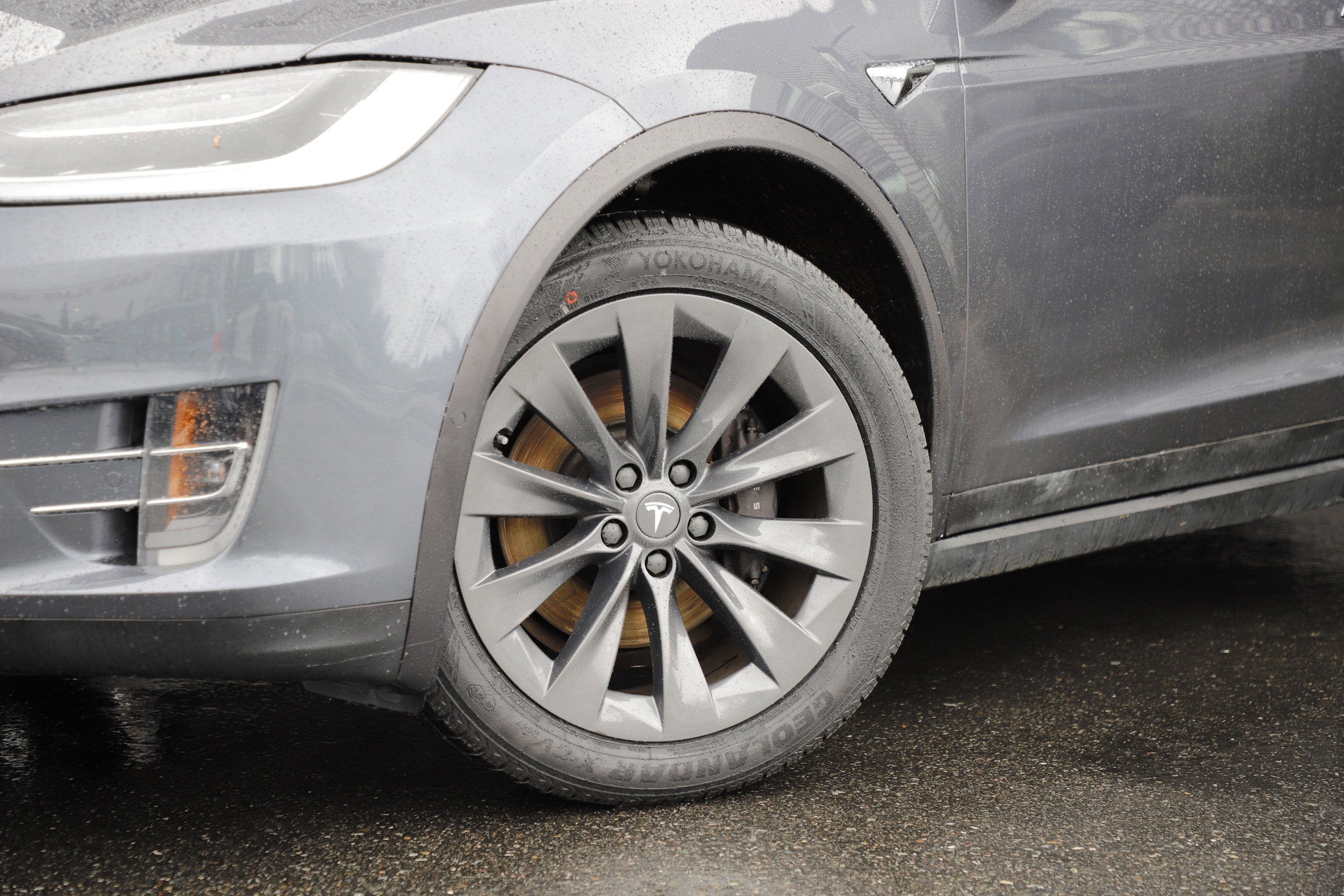 Used 2017 Tesla Model X 100D with VIN 5YJXCBE26HF074578 for sale in Bellevue, WA