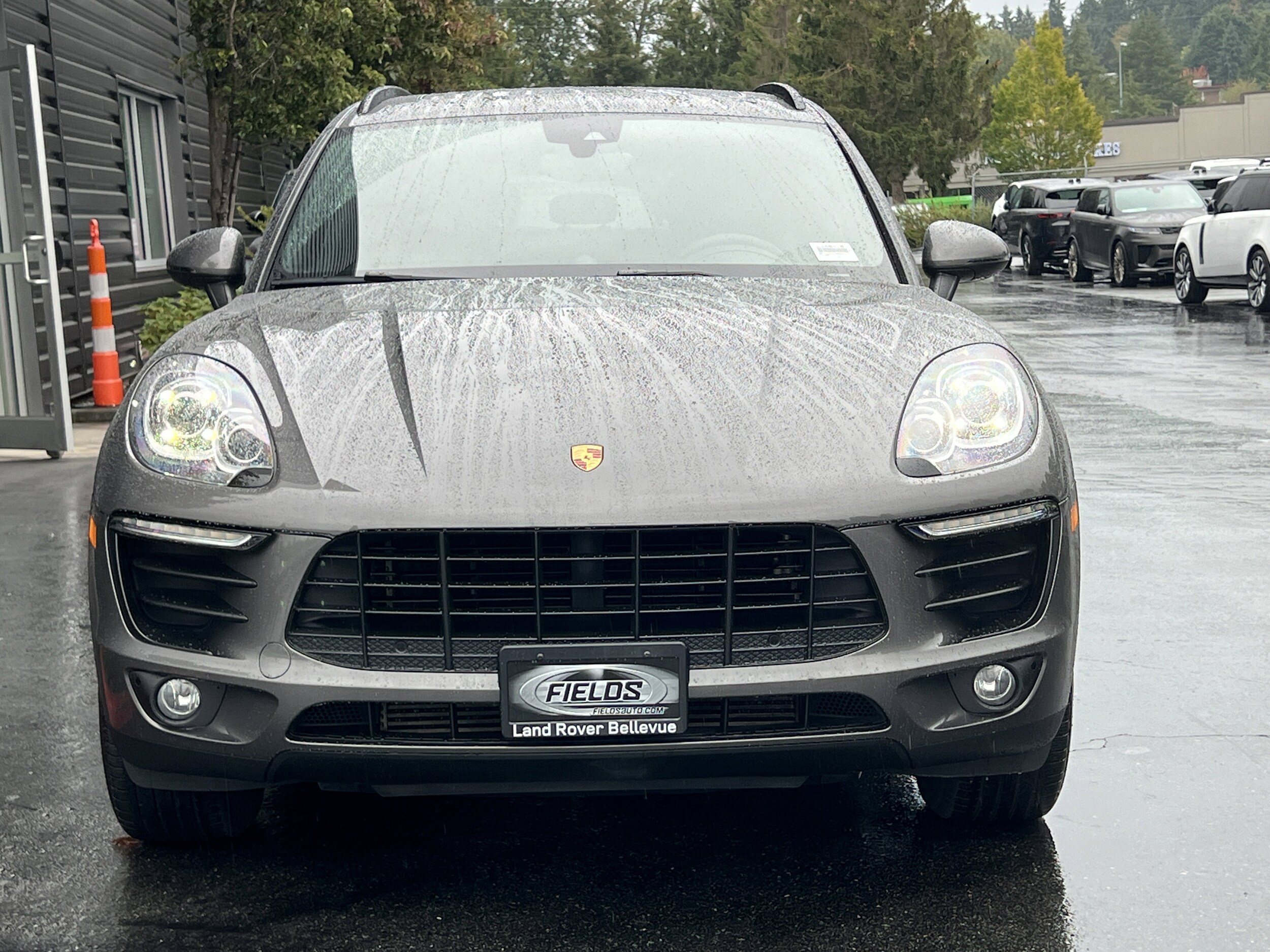 2018 Porsche Macan photo 3