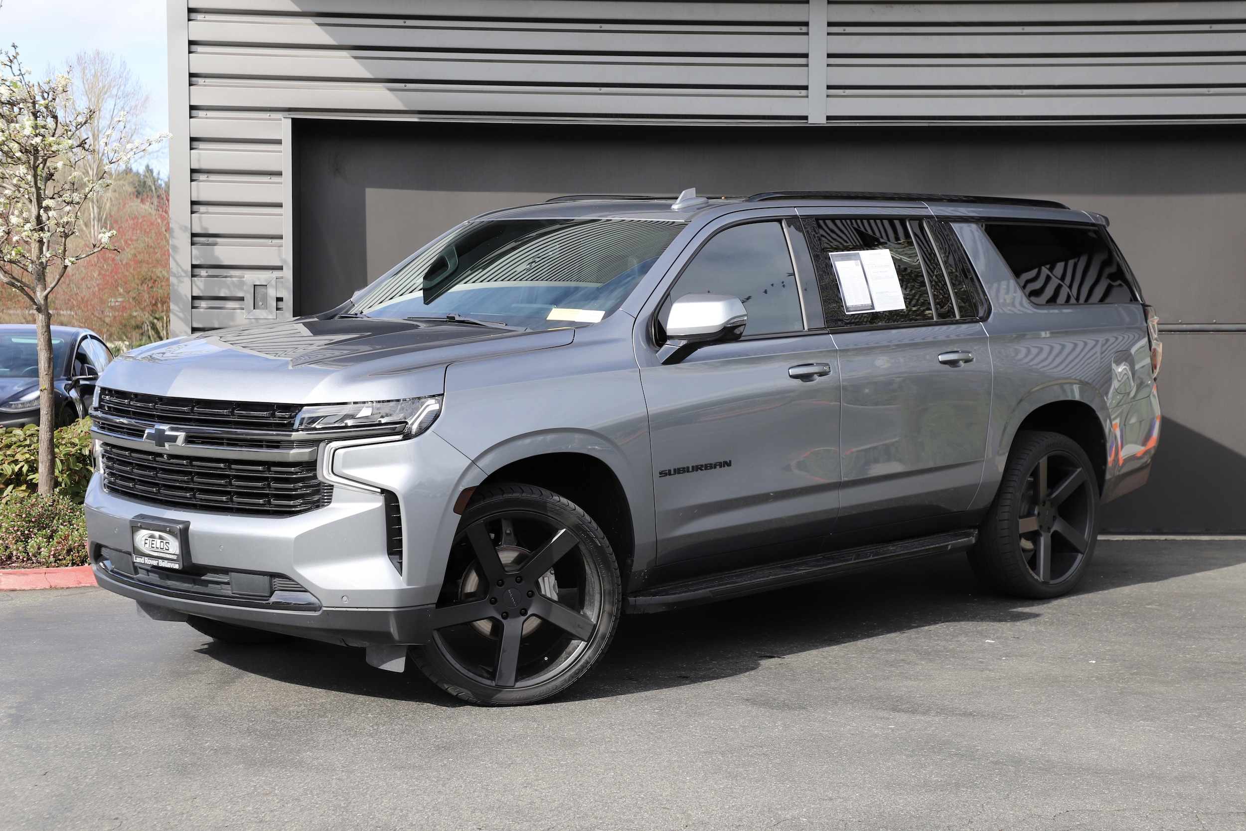 2022 Chevrolet Suburban RST