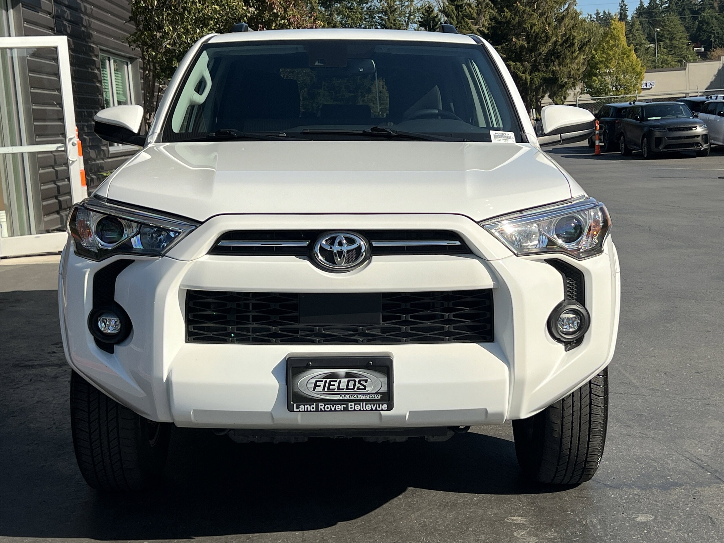 2024 Toyota 4Runner SR5 4WD photo 4