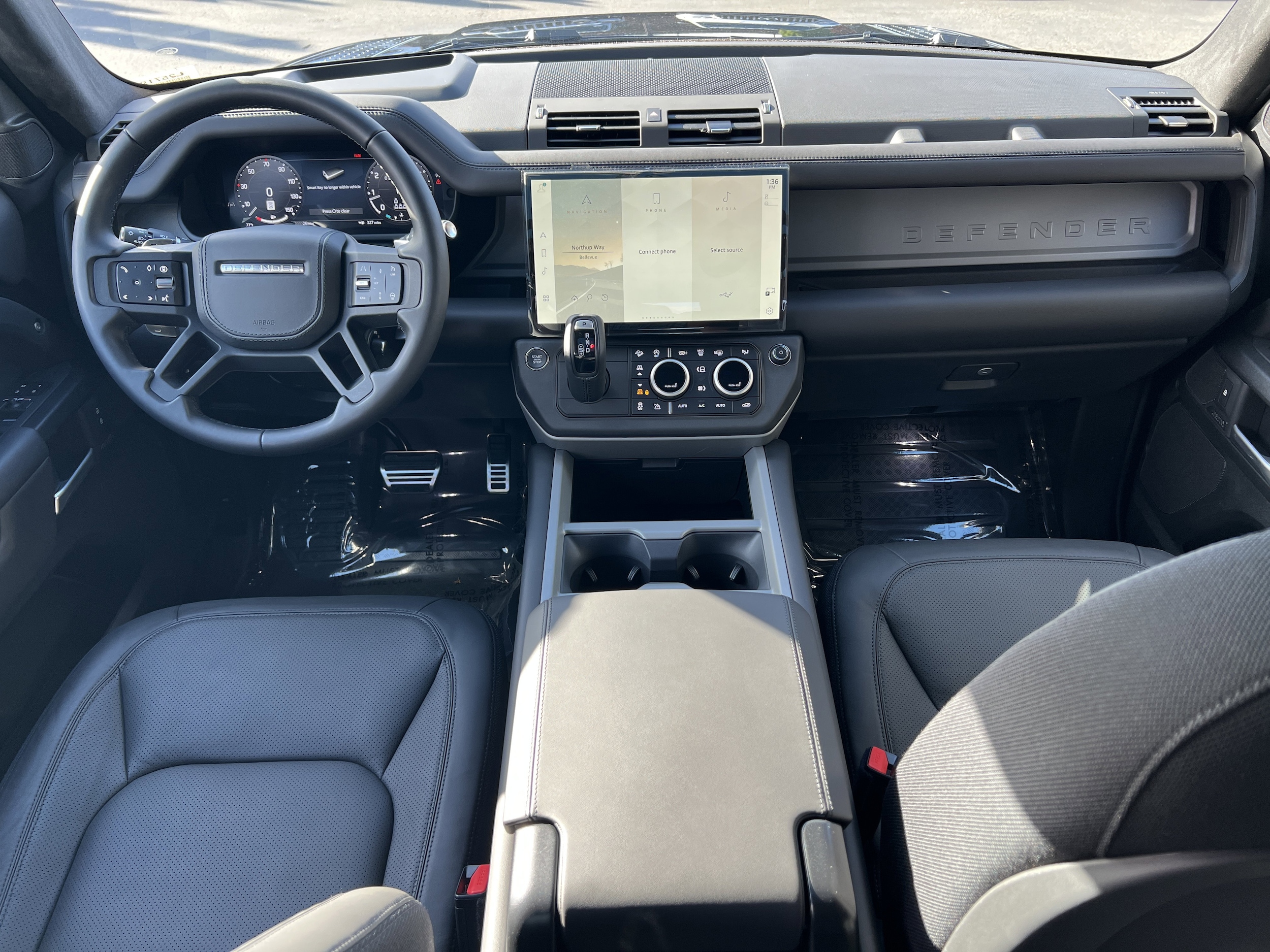 2026 Land Rover Defender V8 - Photo 19