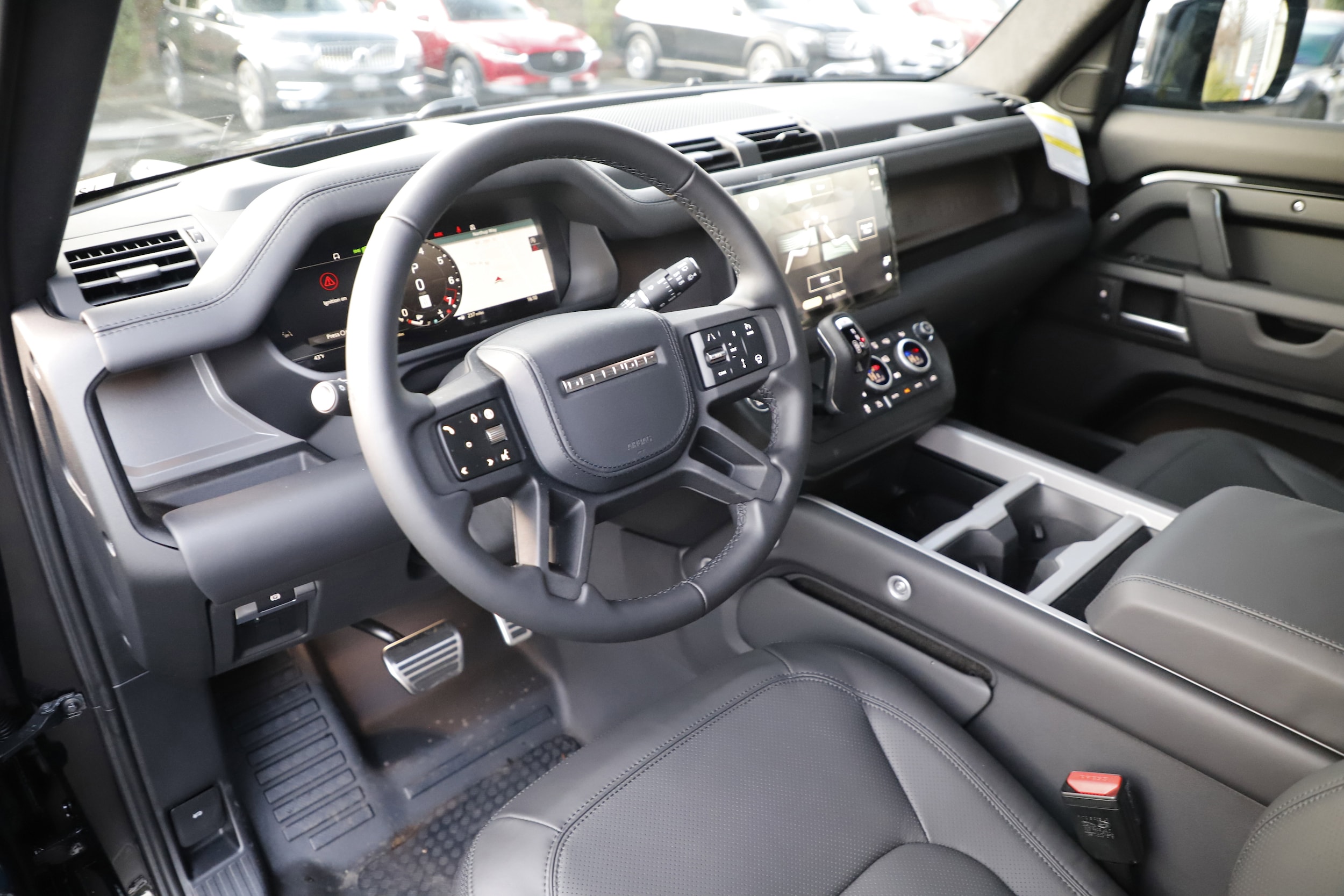 2025 Land Rover Defender X - Photo 14