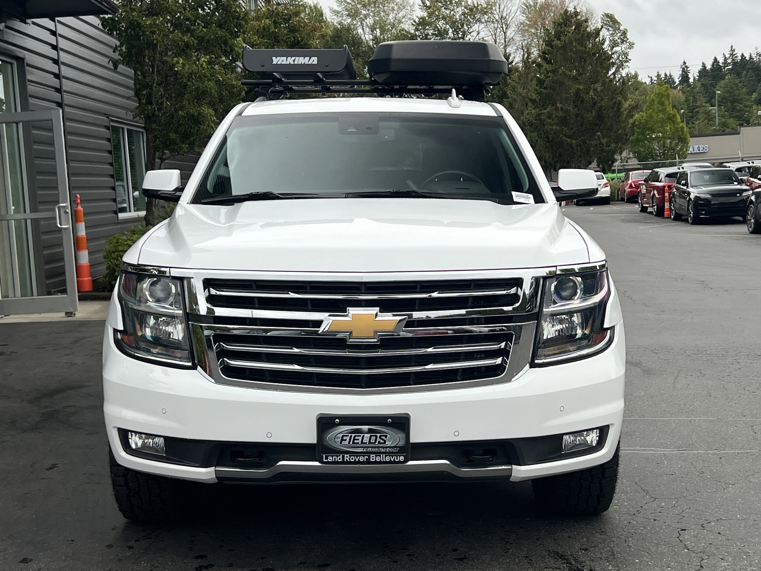2017 Chevrolet Tahoe LT photo 4