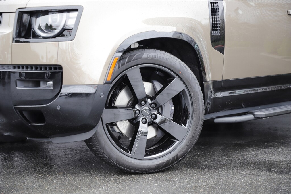 New 2026 Land Rover Defender 110 X-Dynamic SE SUV