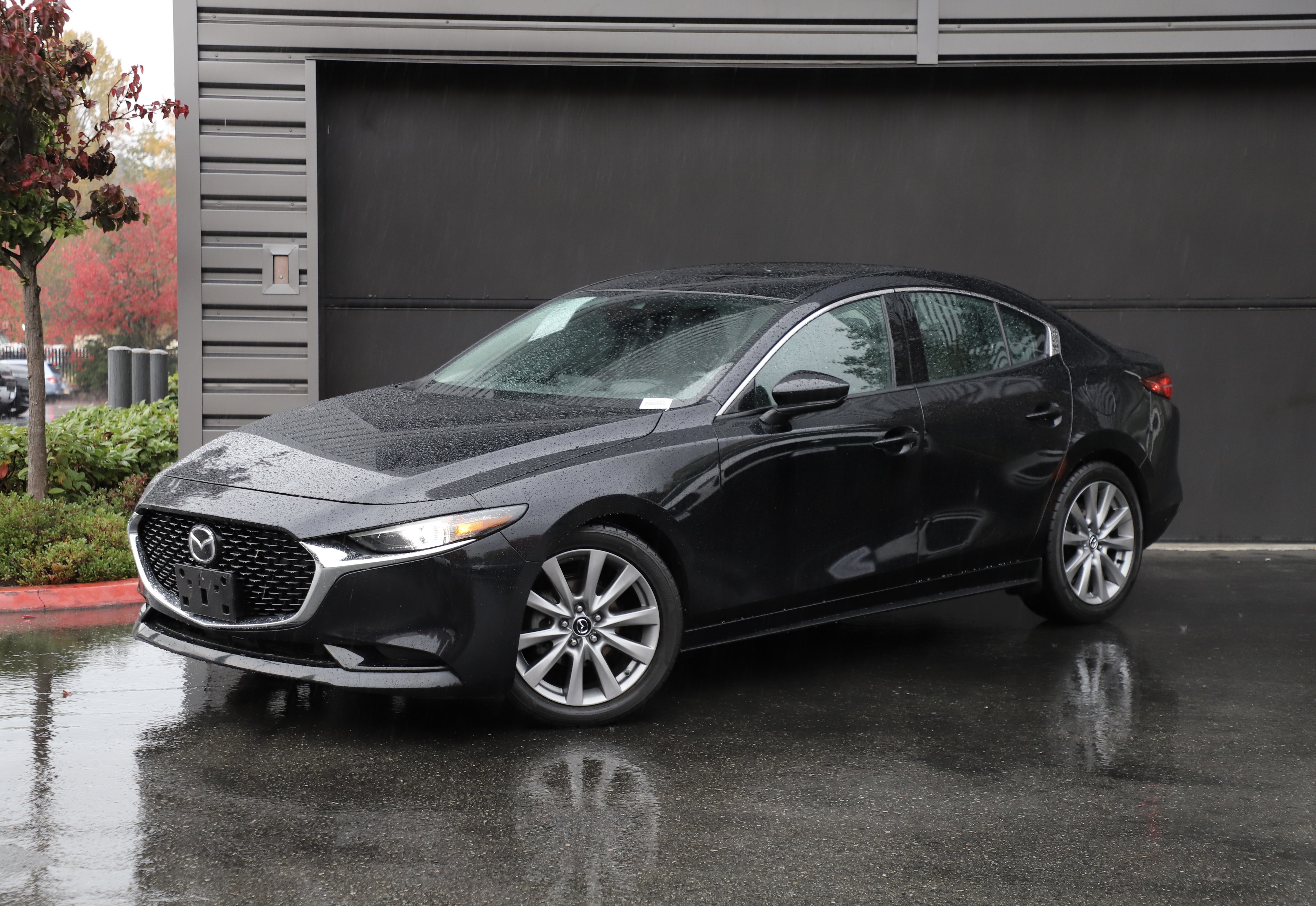  Mazda Mazda3