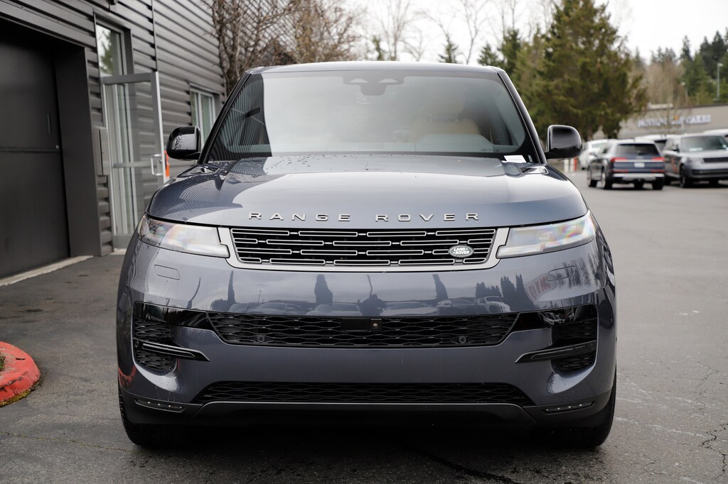 New 2025 Land Rover Range Rover Sport SE SUV