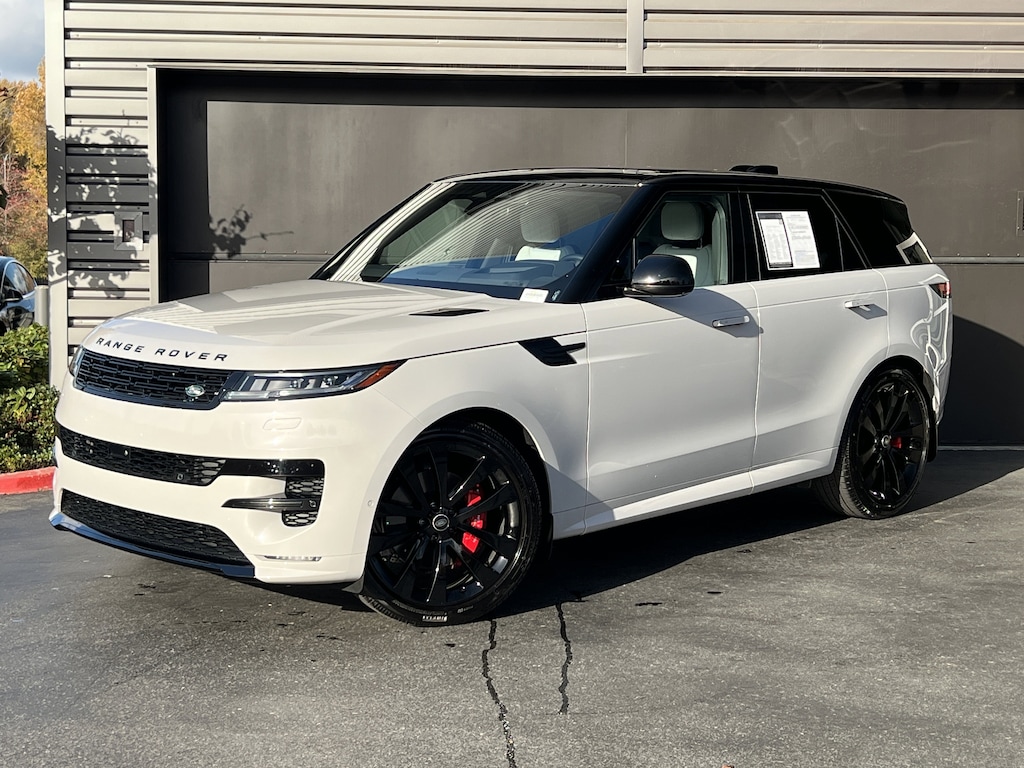 Certified 2025 Land Rover Range Rover Sport P400 Dynamic SE SUV